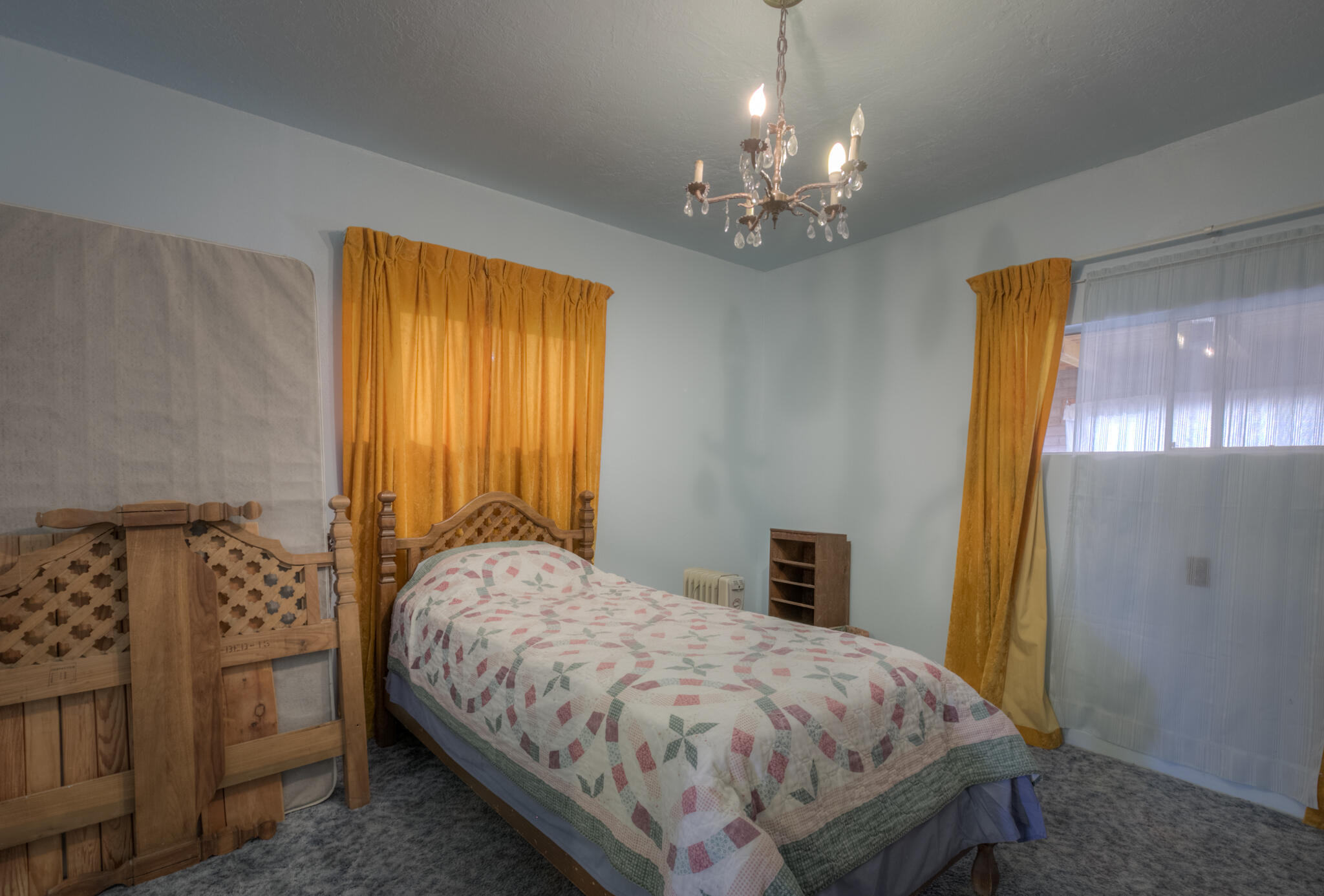 478 JARALES Road