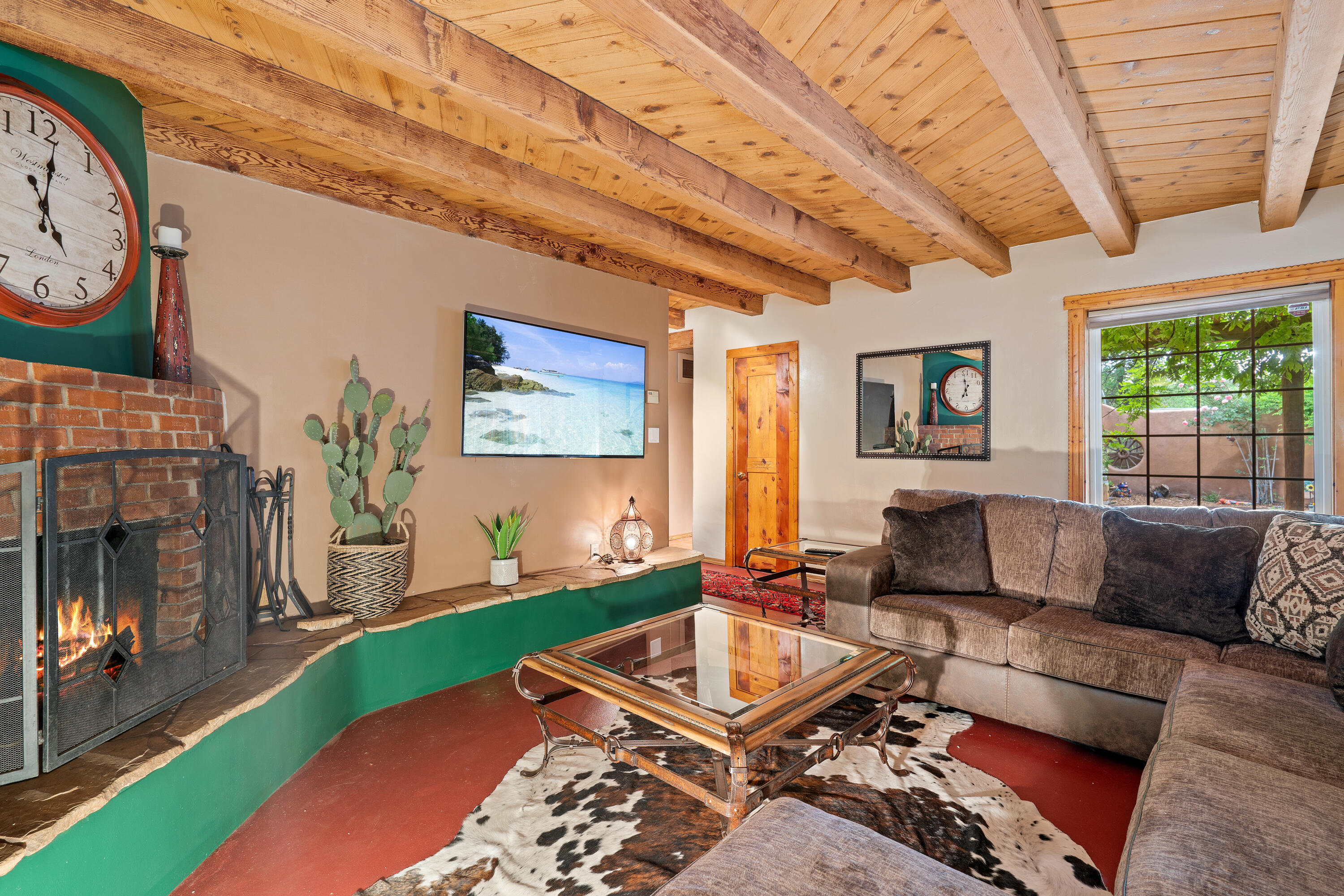 3447 CORRALES Road