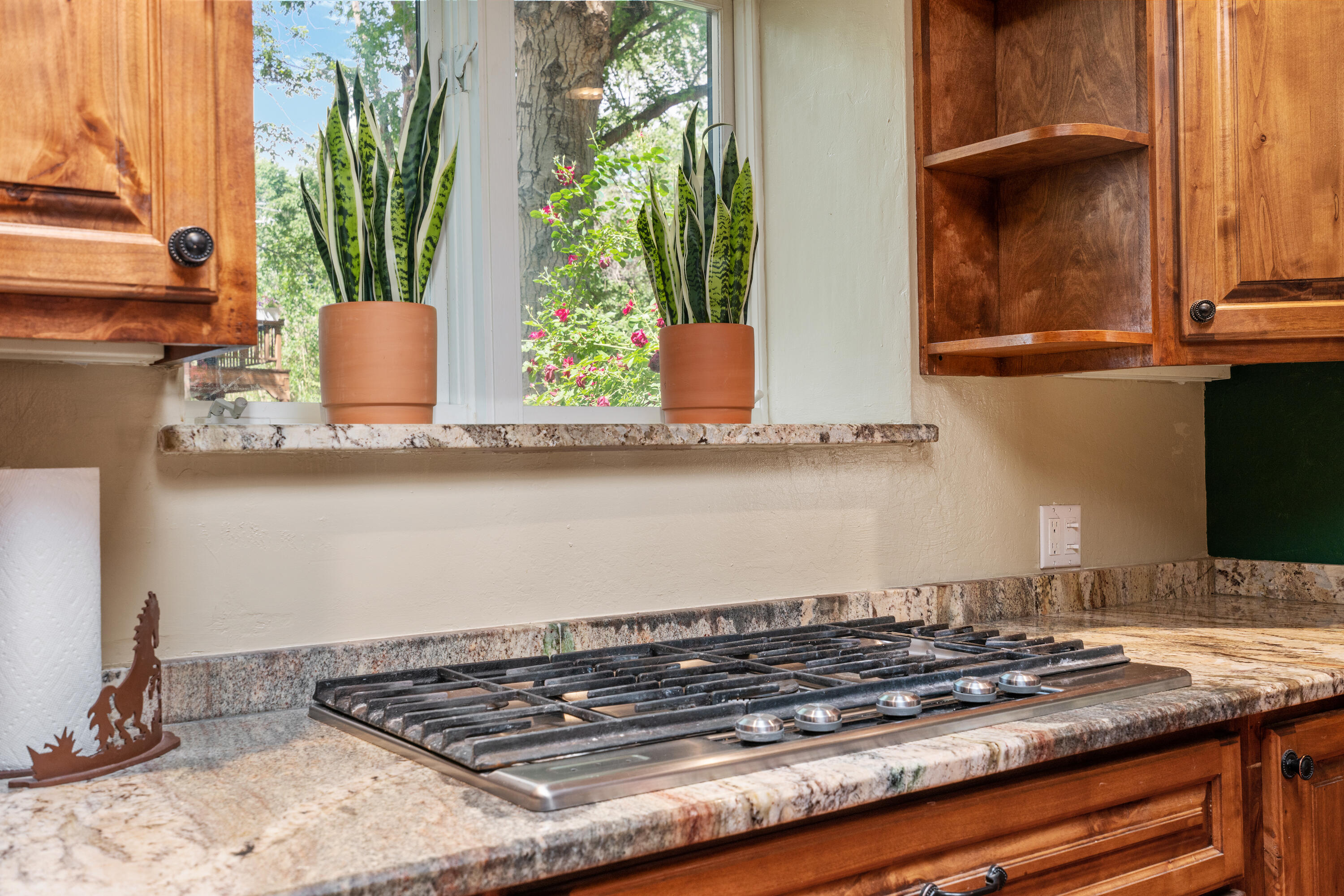 3447 CORRALES Road