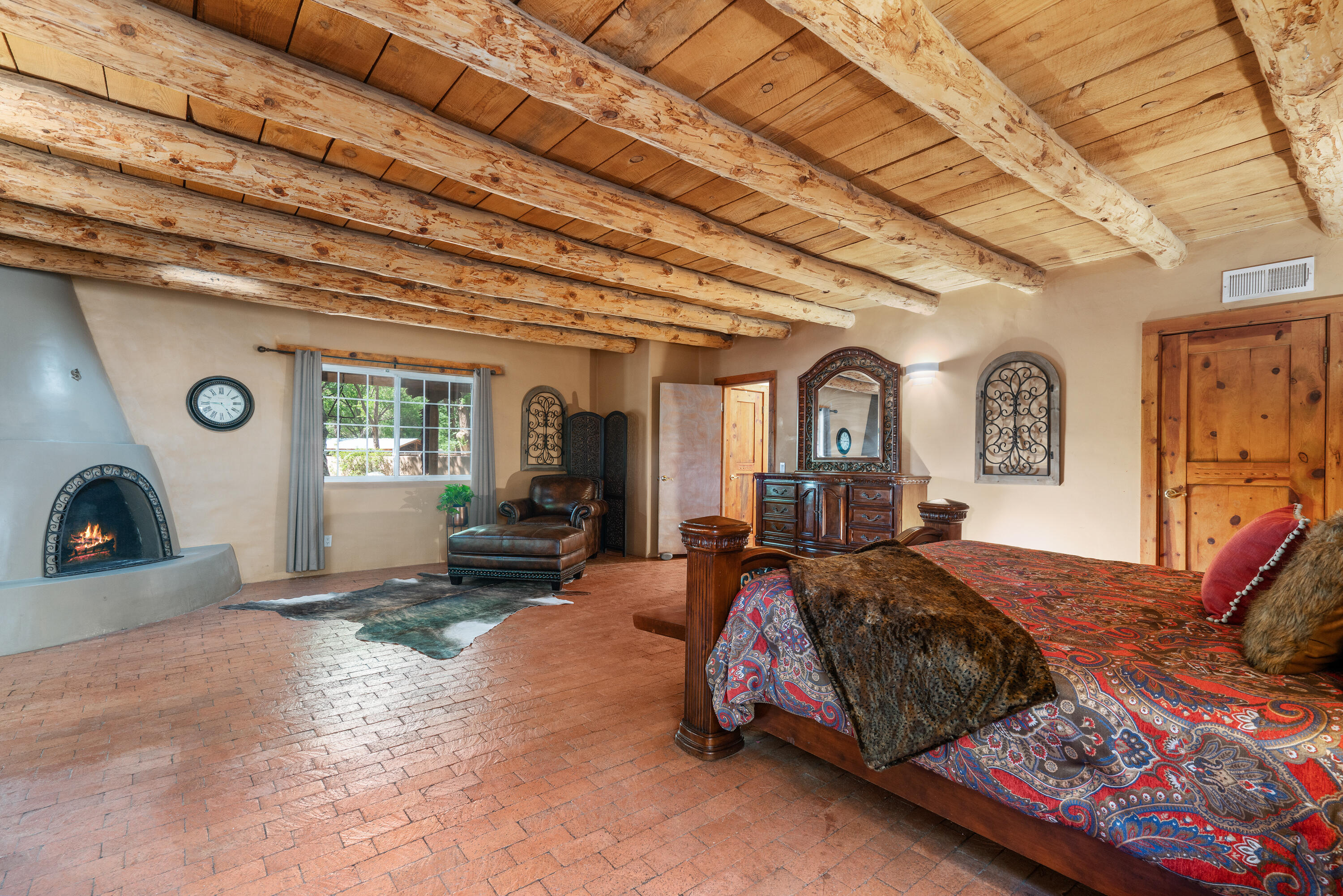 3447 CORRALES Road
