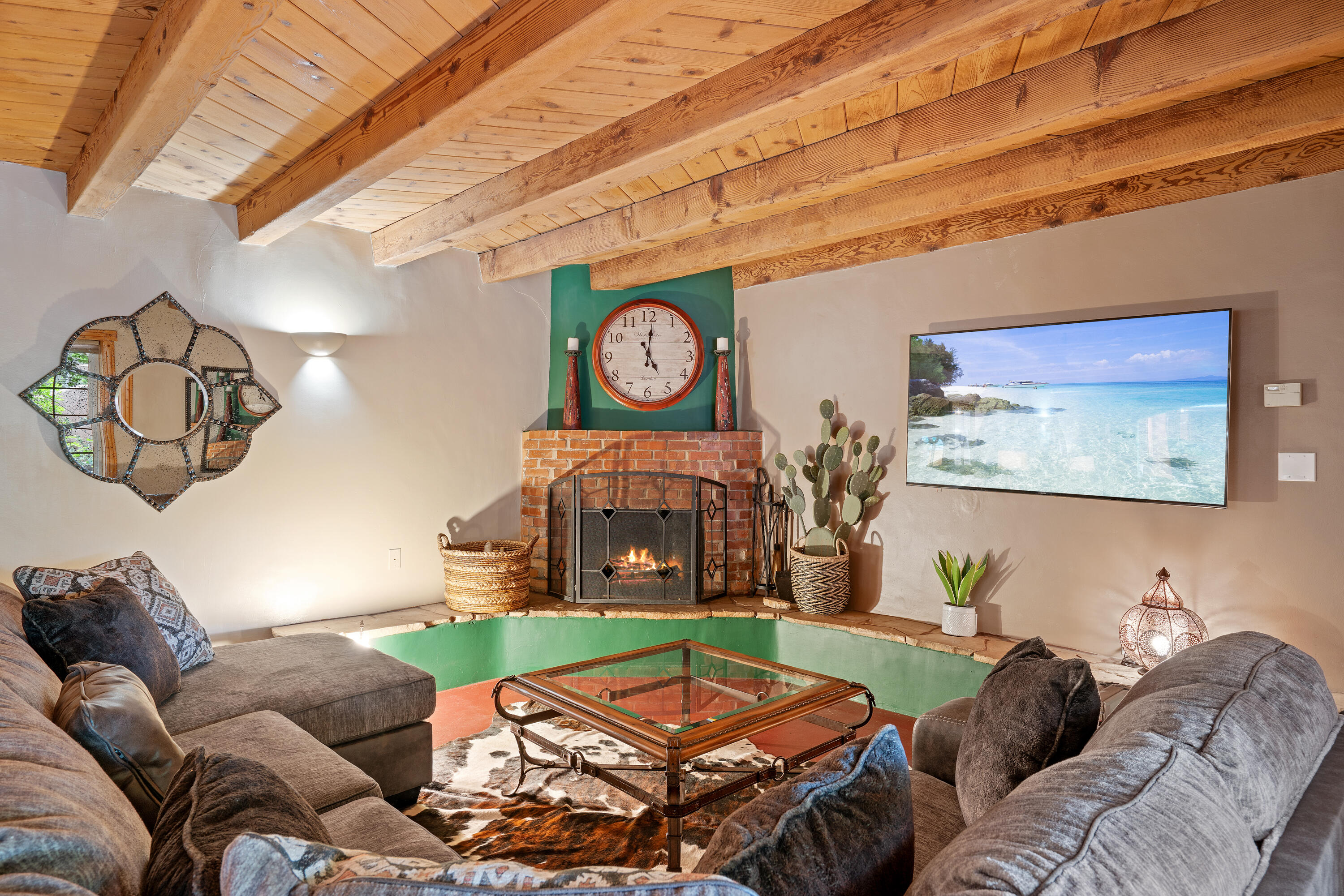 3447 CORRALES Road