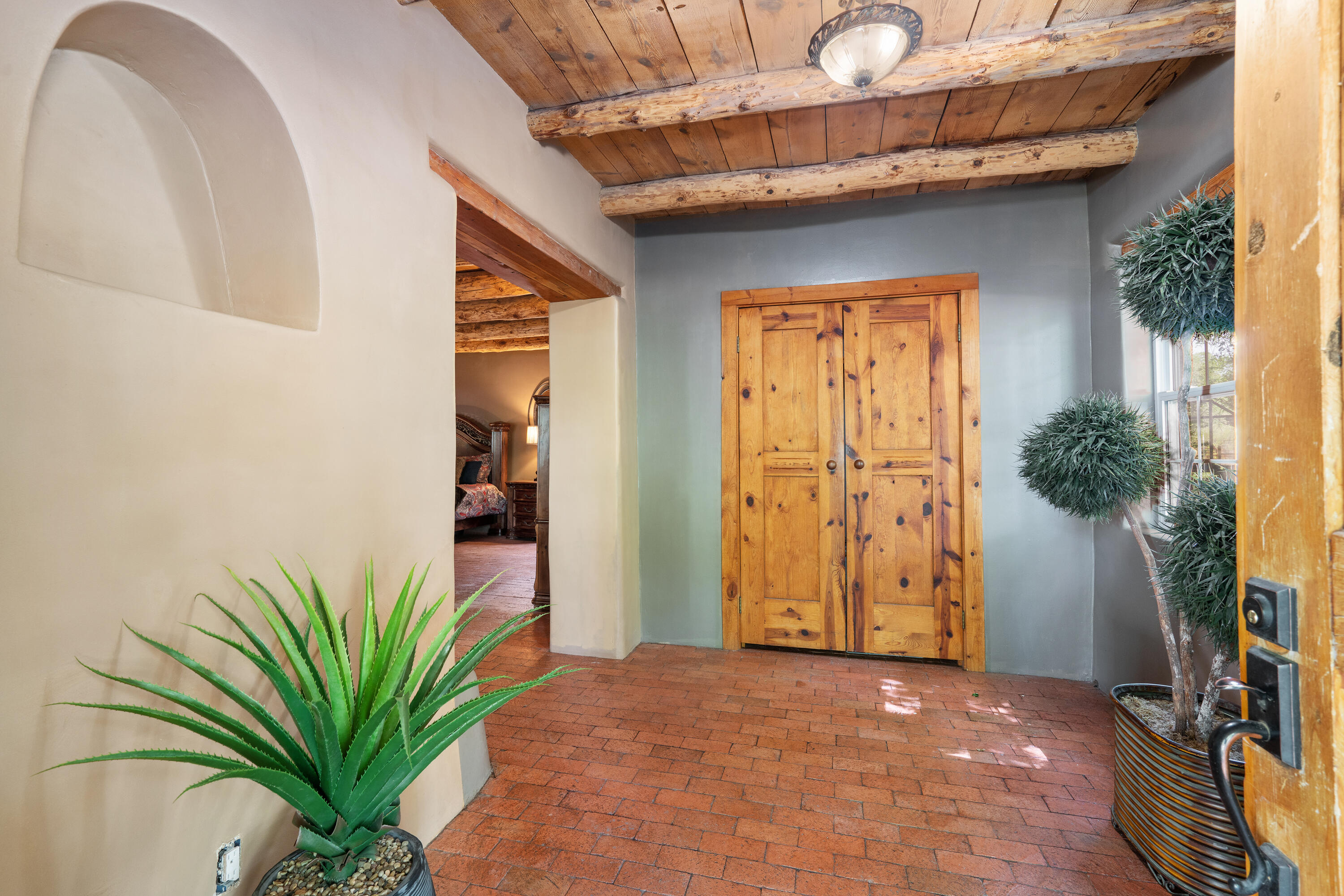 3447 CORRALES Road