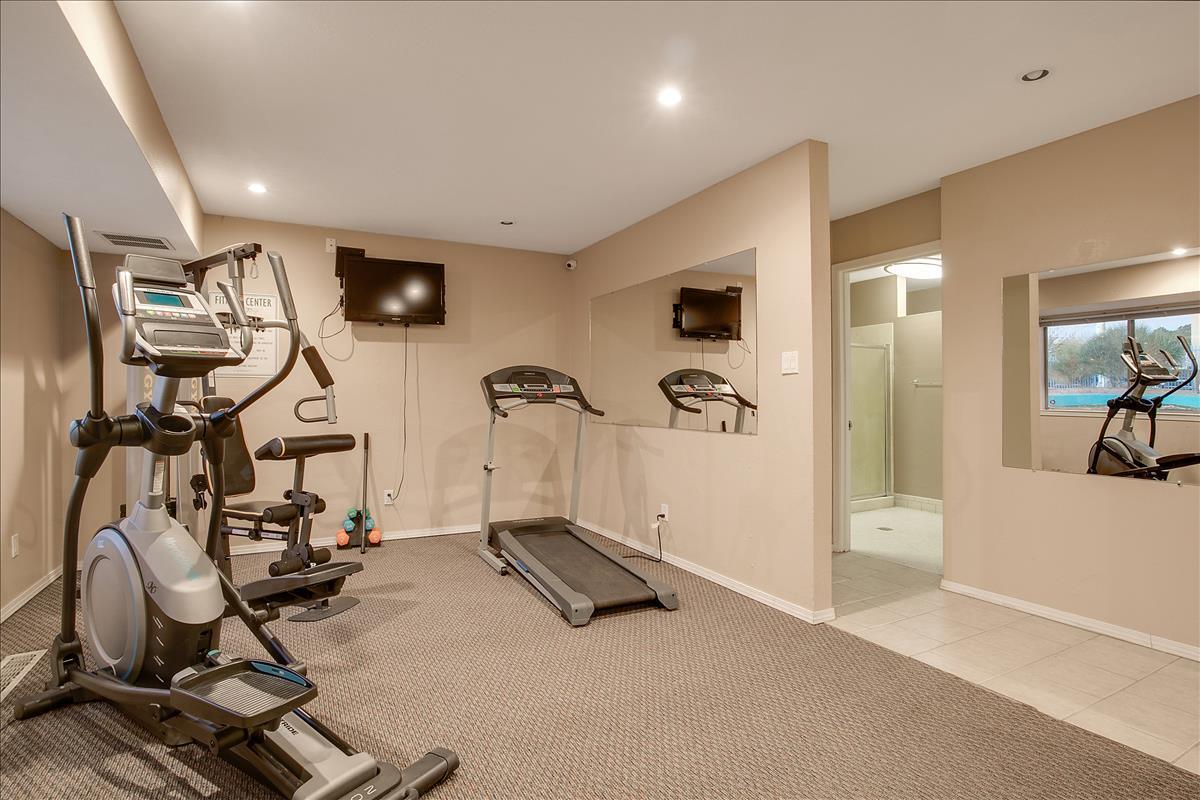 4200 MONTGOMERY Boulevard NE Unit: 201