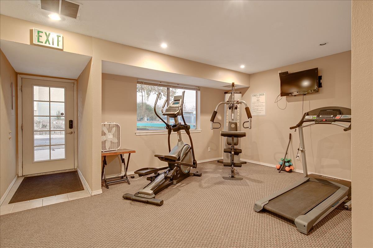 4200 MONTGOMERY Boulevard NE Unit: 201