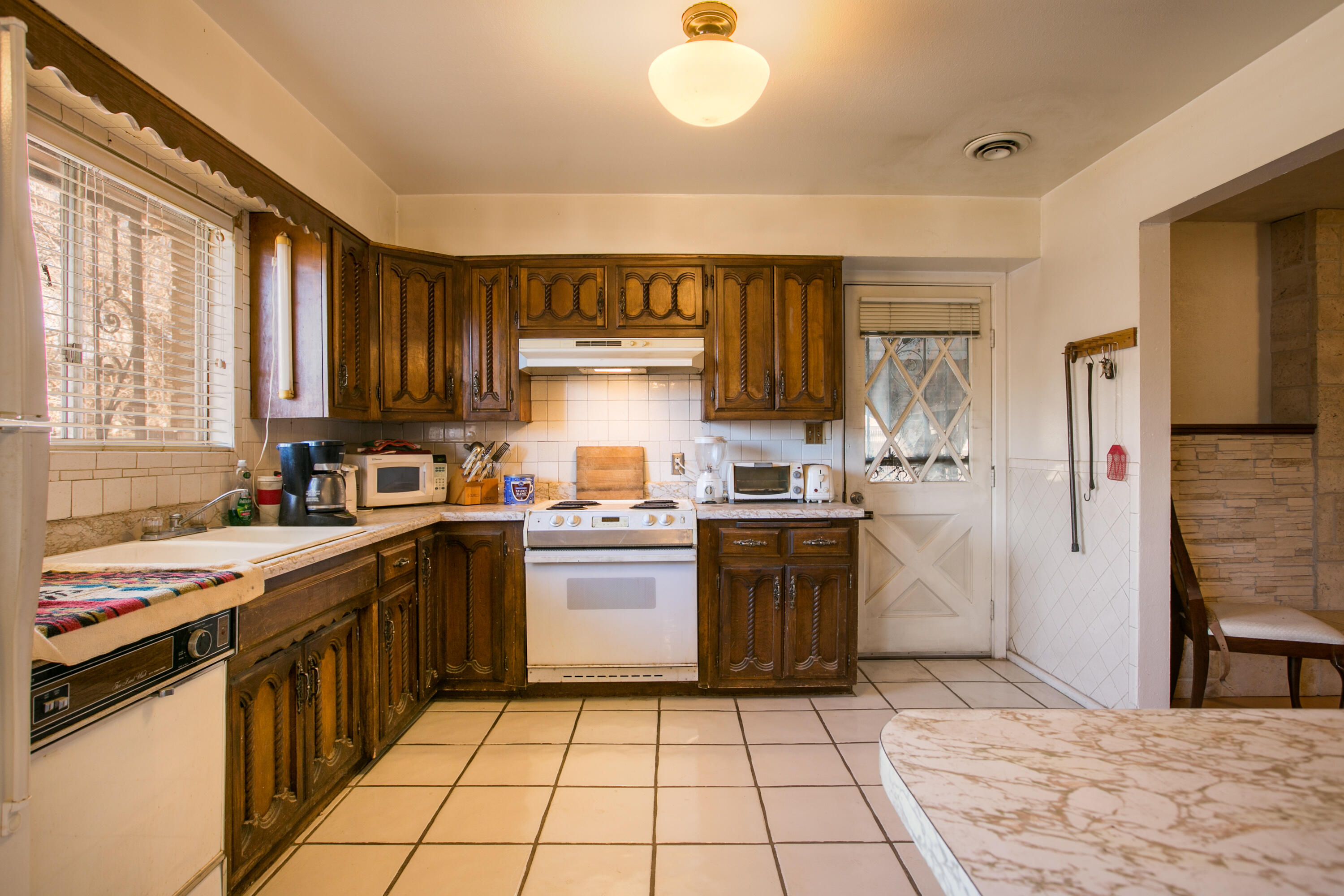 1224 MECHENBIER Lane SW