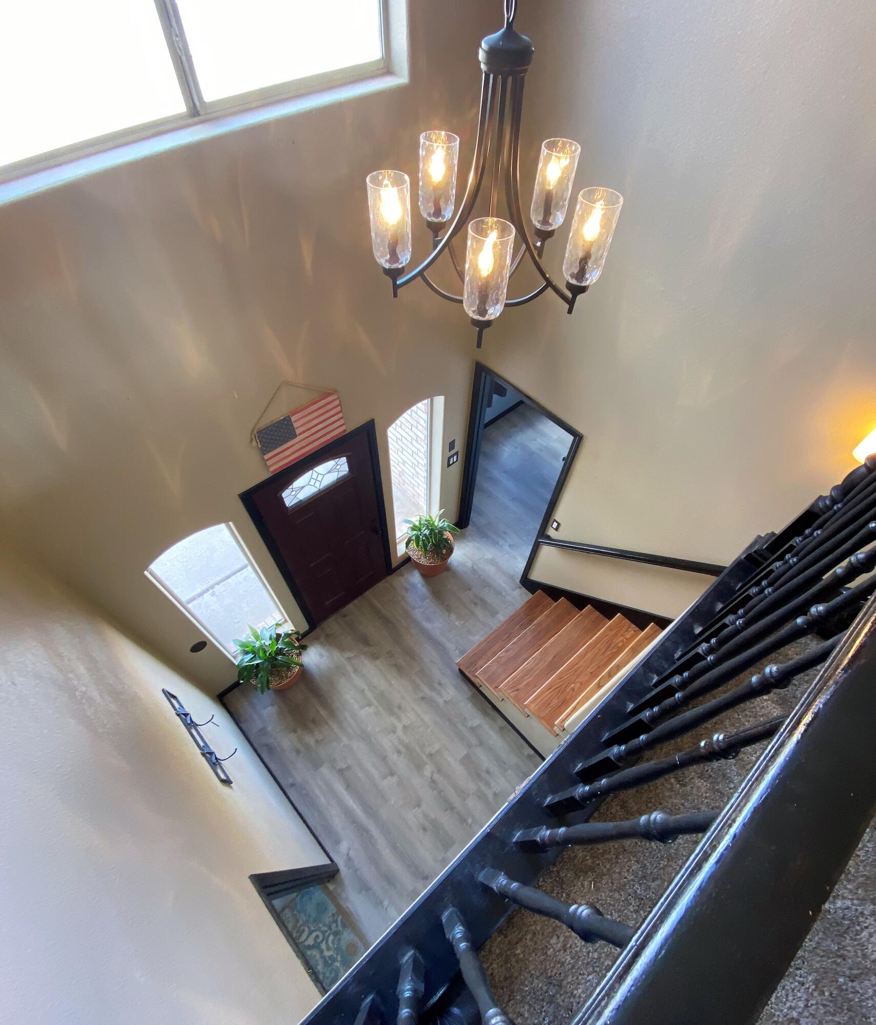 22 BENITO Lane