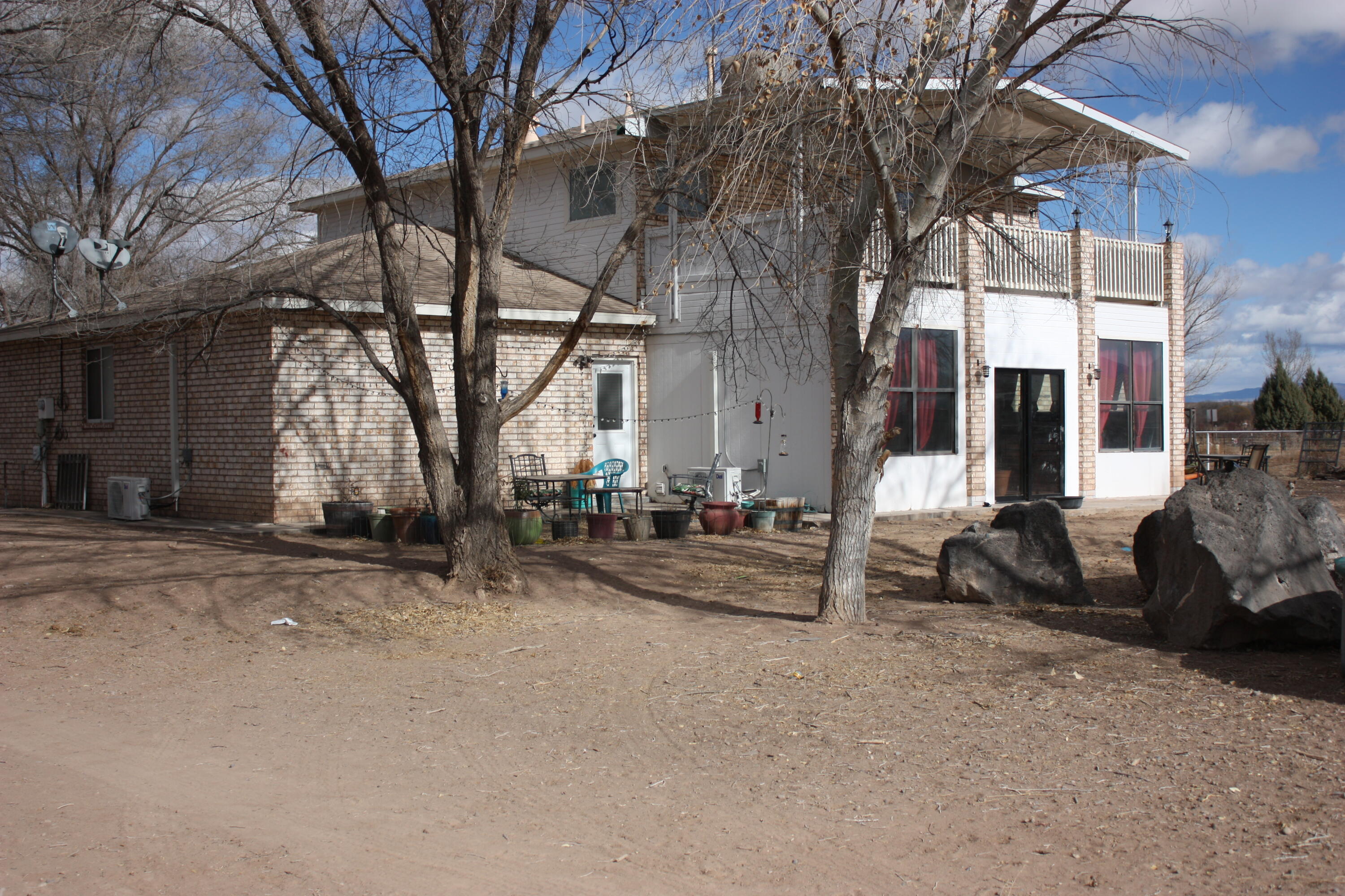 22 BENITO Lane