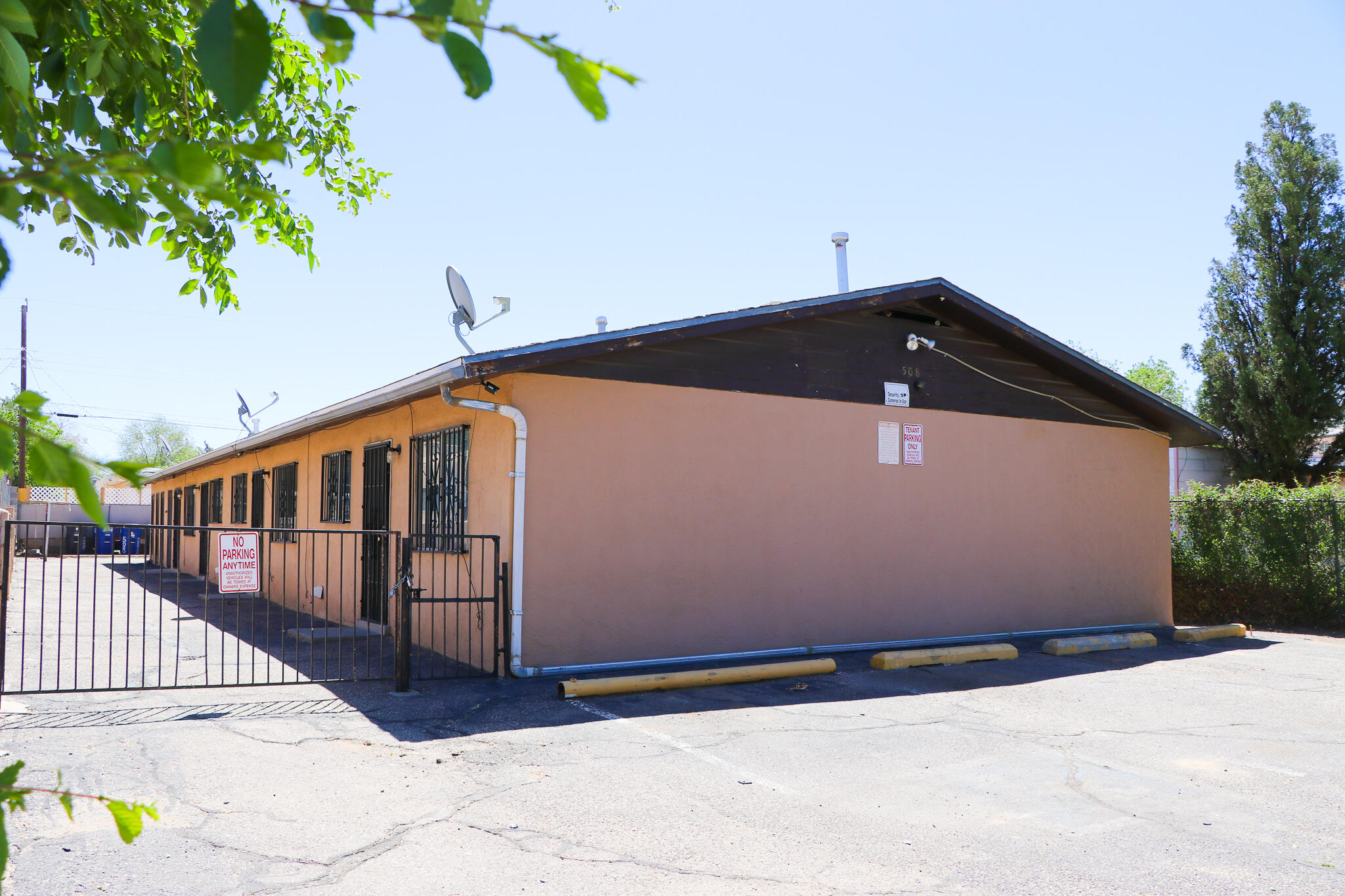 508 ALCAZAR Street SE