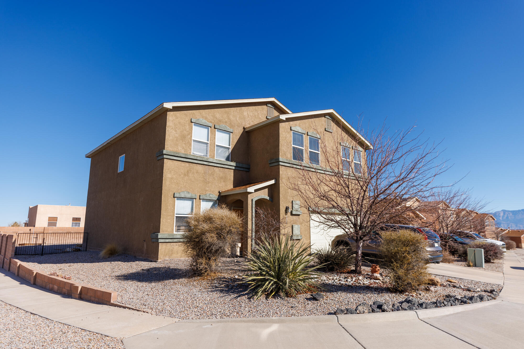 7327 HEARTHSTONE Road NW