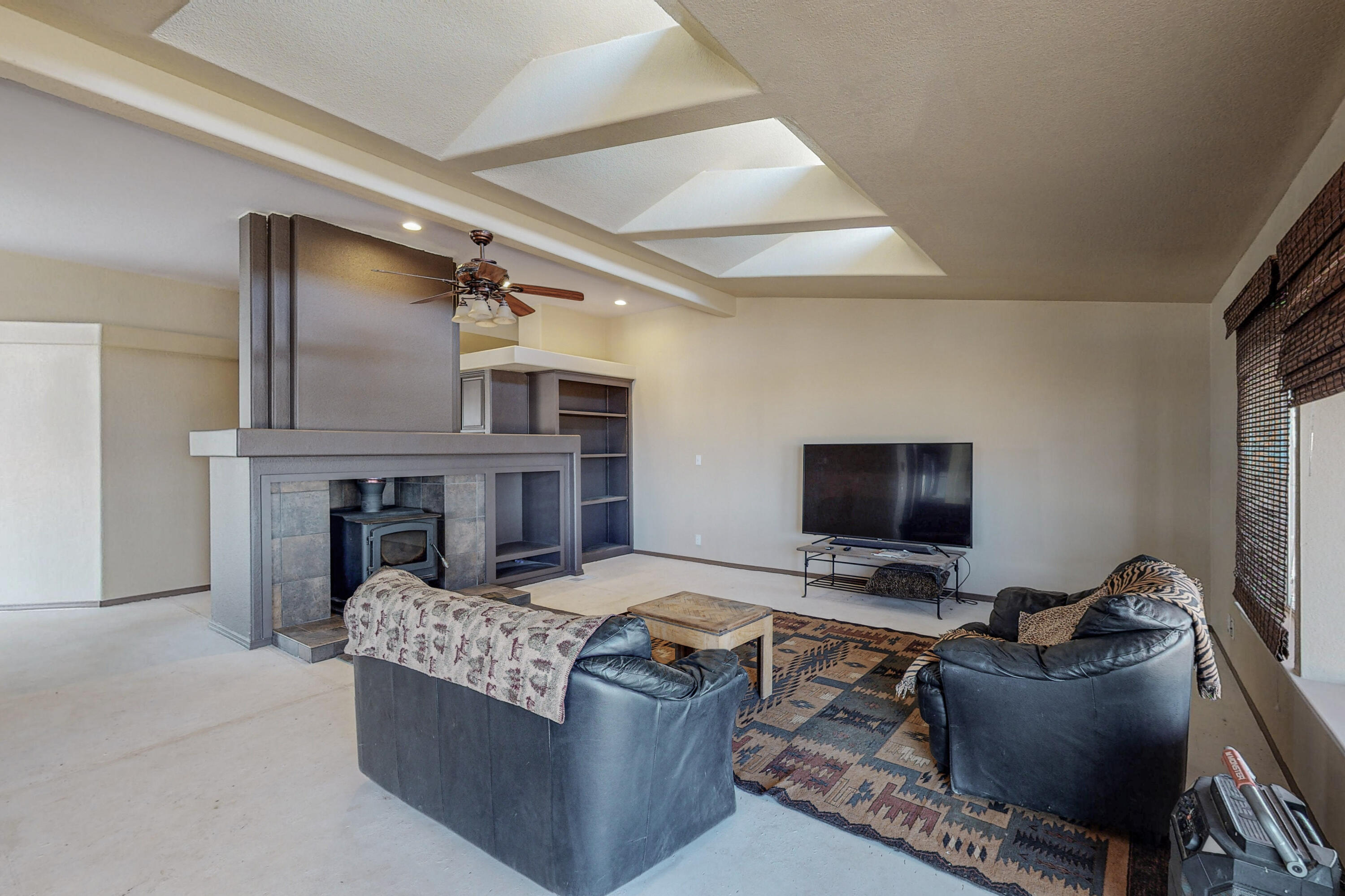 329 B ANAYA Road