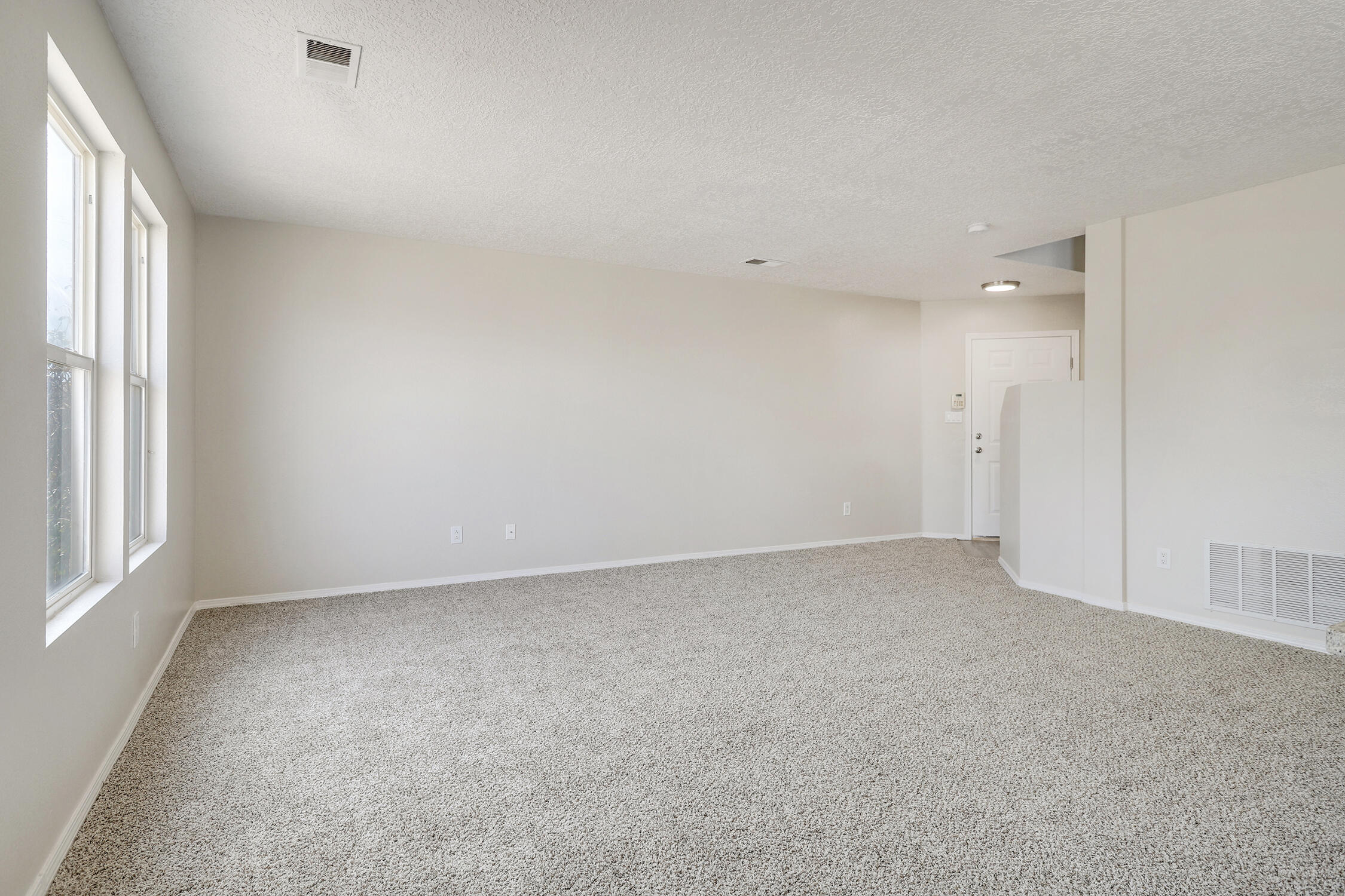 1848 TIERRA DE LA LUNA Drive SW