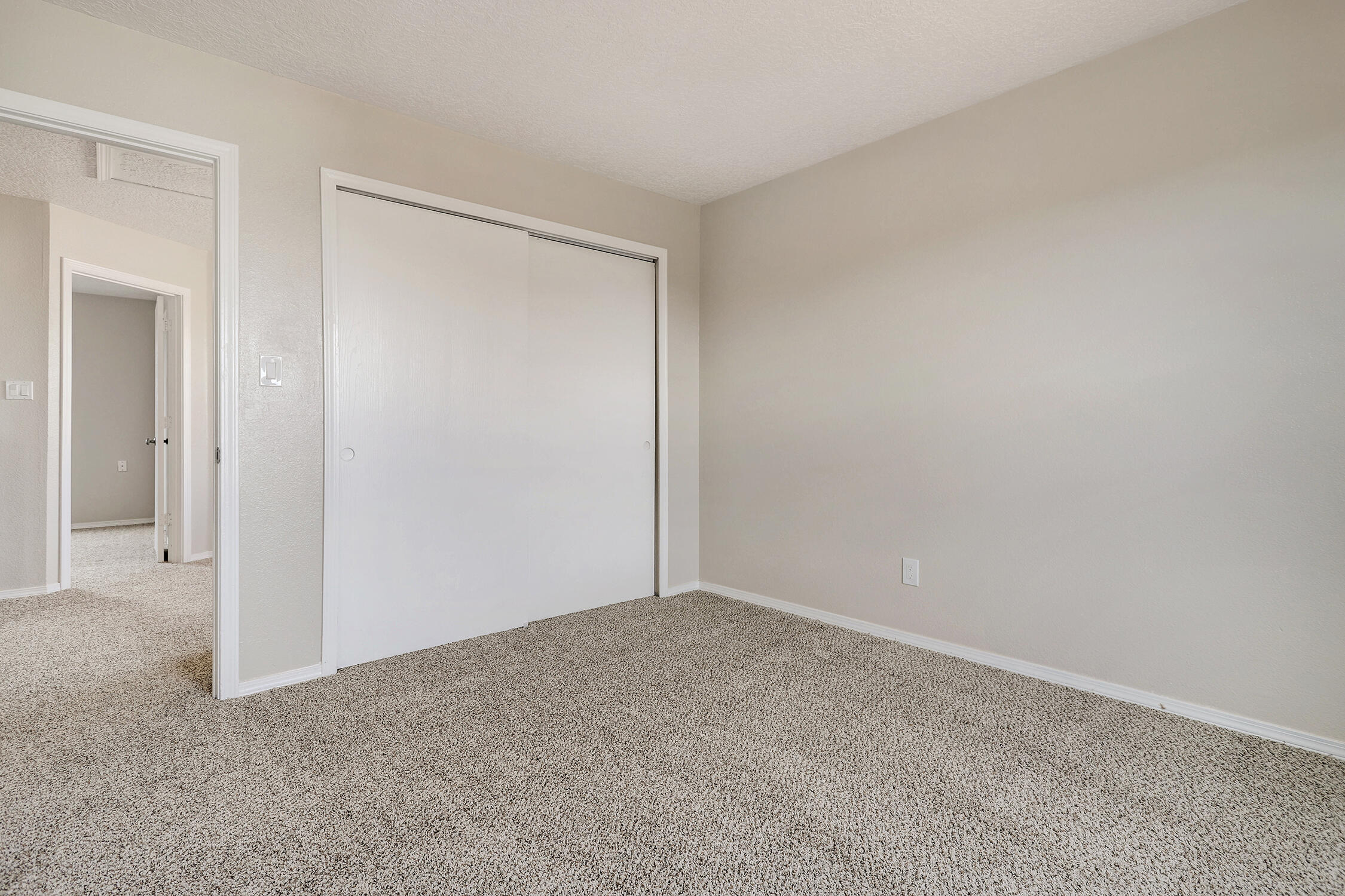 1848 TIERRA DE LA LUNA Drive SW