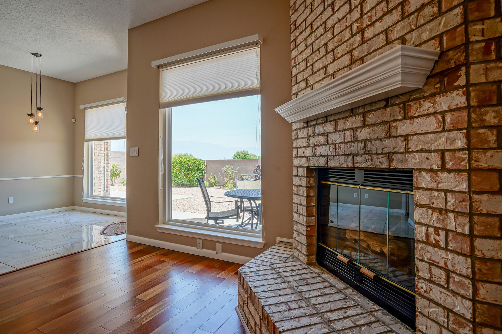 8312 CALLE PRIMERA NW