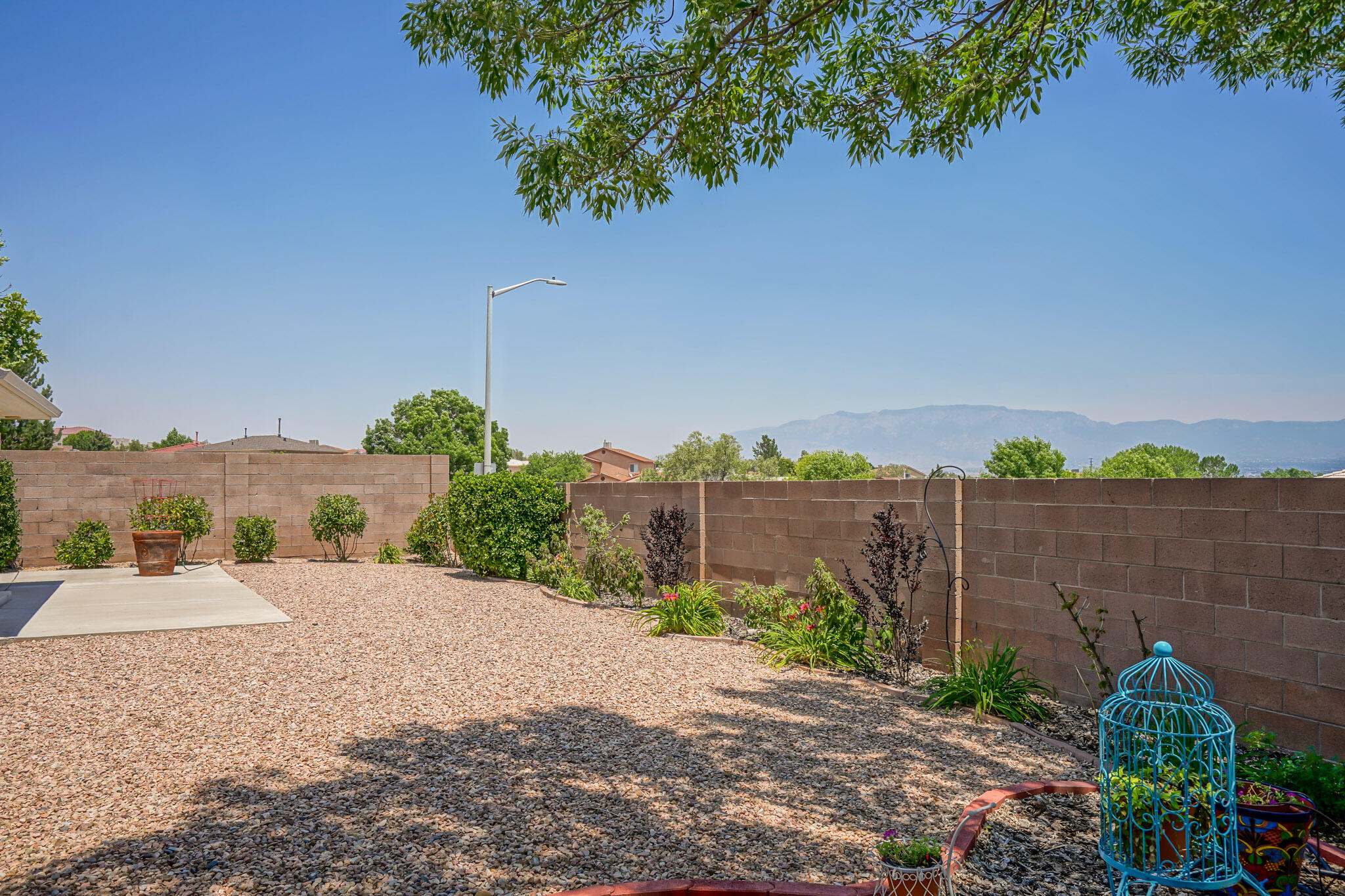 8312 CALLE PRIMERA NW