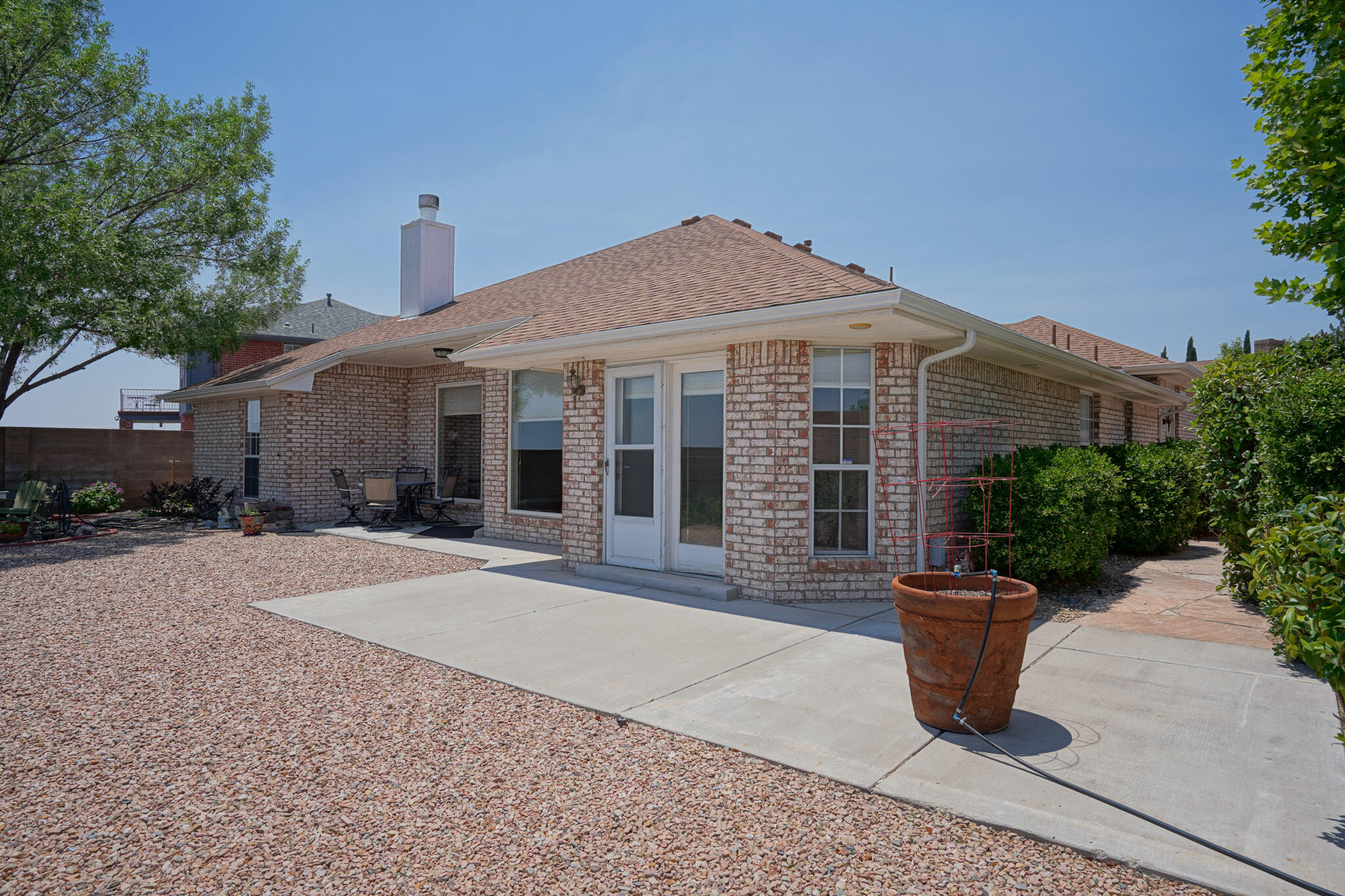 8312 CALLE PRIMERA NW
