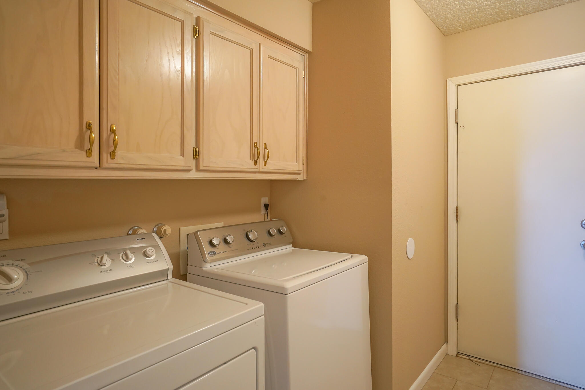 8312 CALLE PRIMERA NW