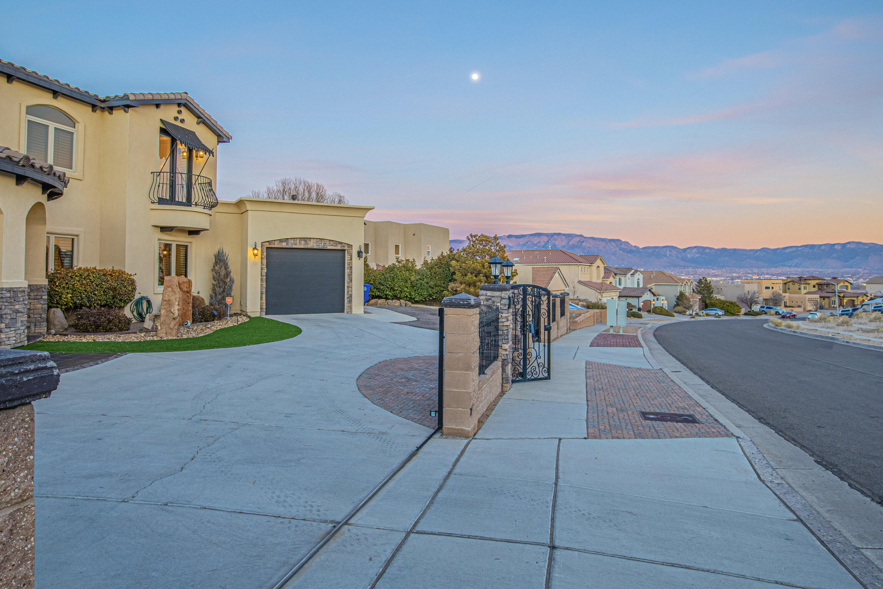 9988 BUCKEYE Street NW