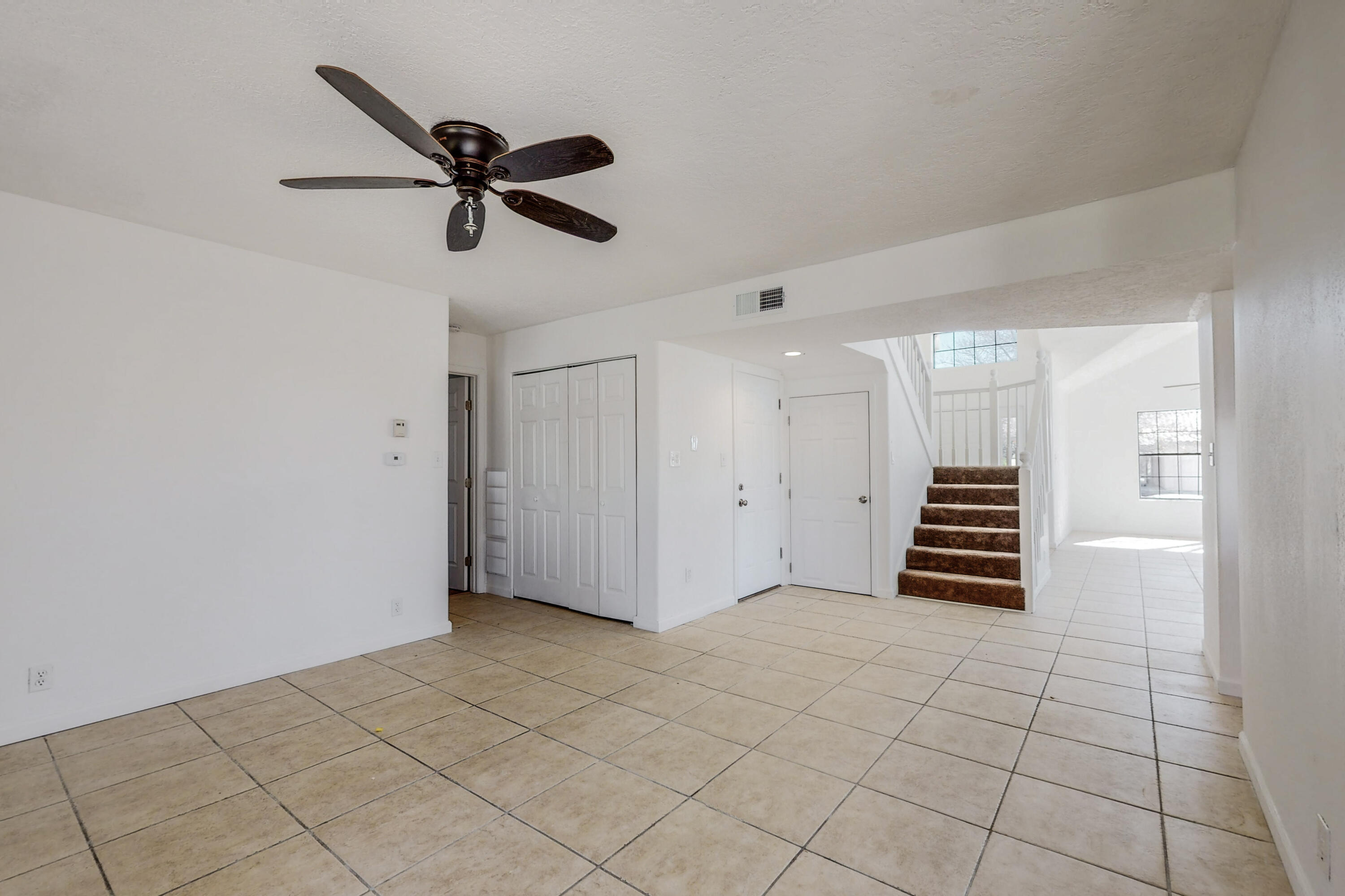 8101 WILLIAM MOYERS Avenue NE