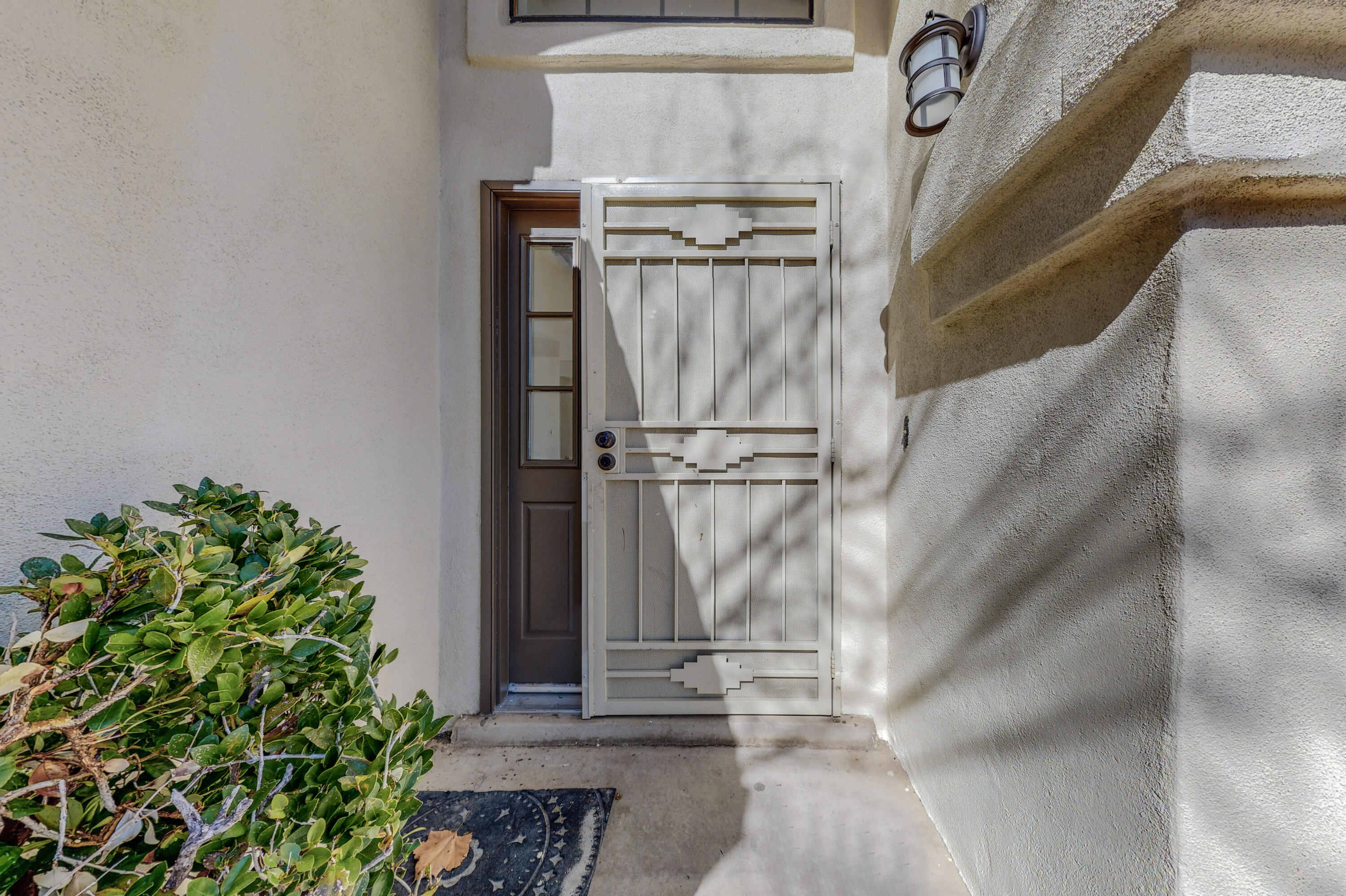 8101 WILLIAM MOYERS Avenue NE