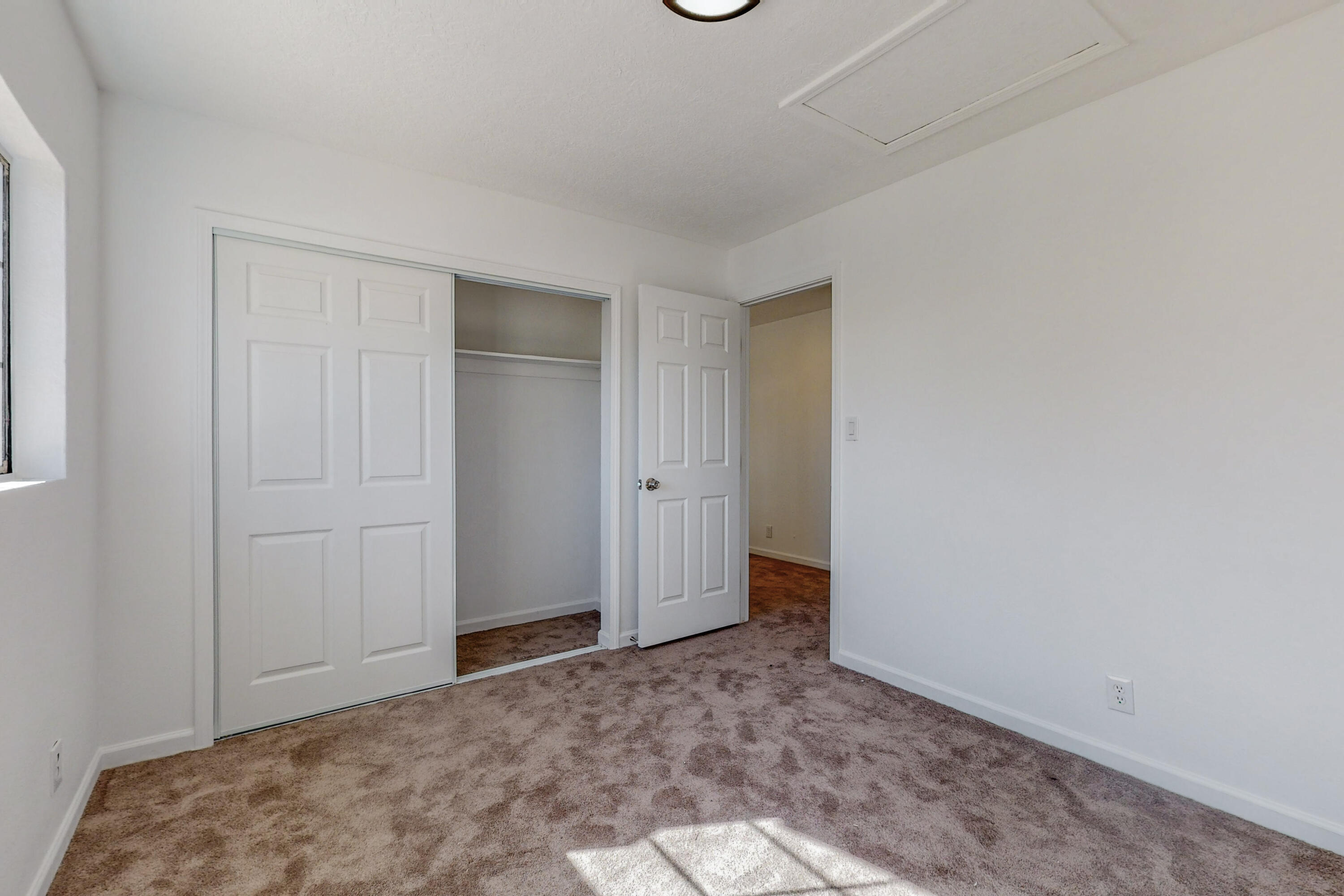 8101 WILLIAM MOYERS Avenue NE