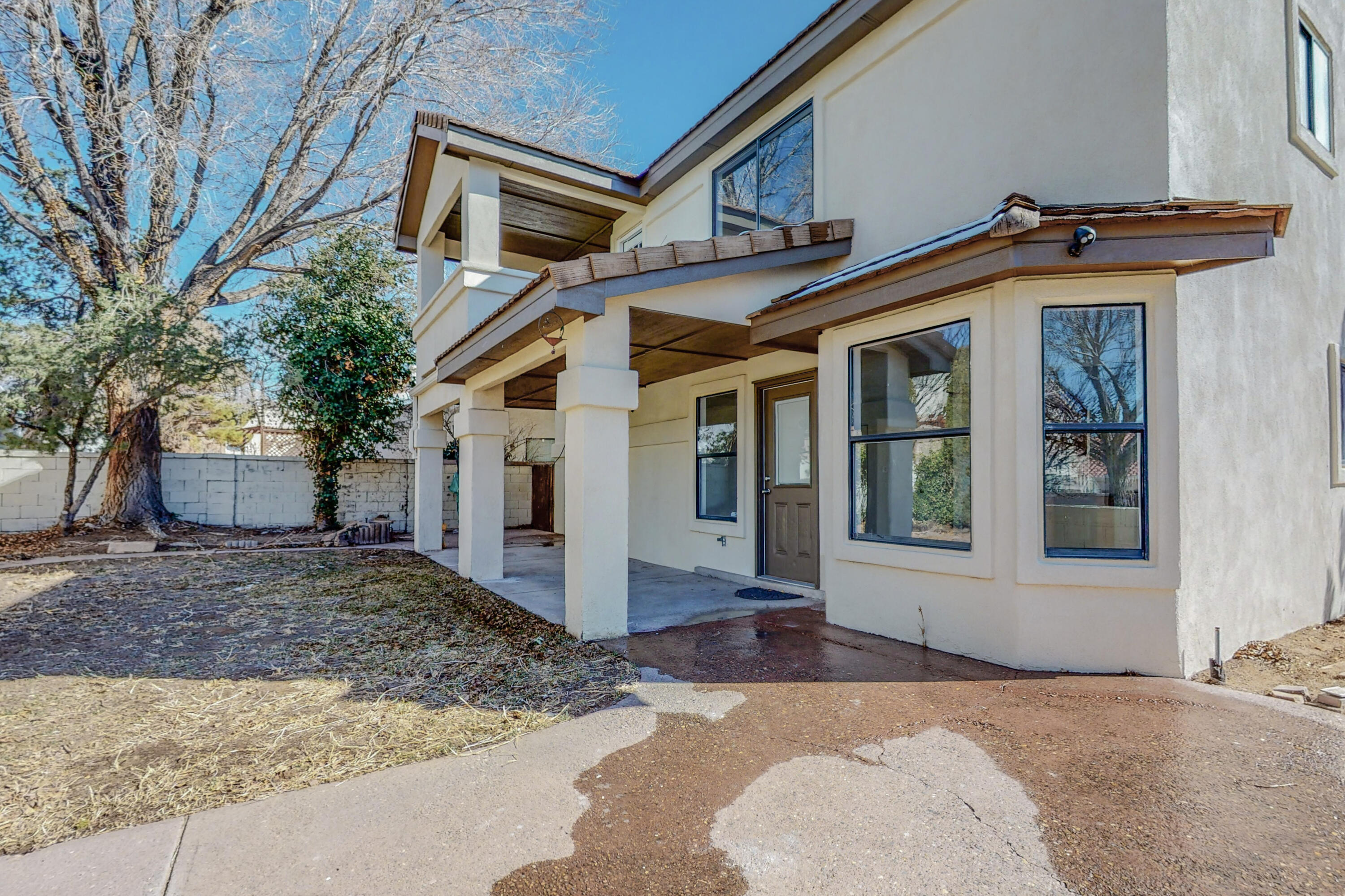 8101 WILLIAM MOYERS Avenue NE