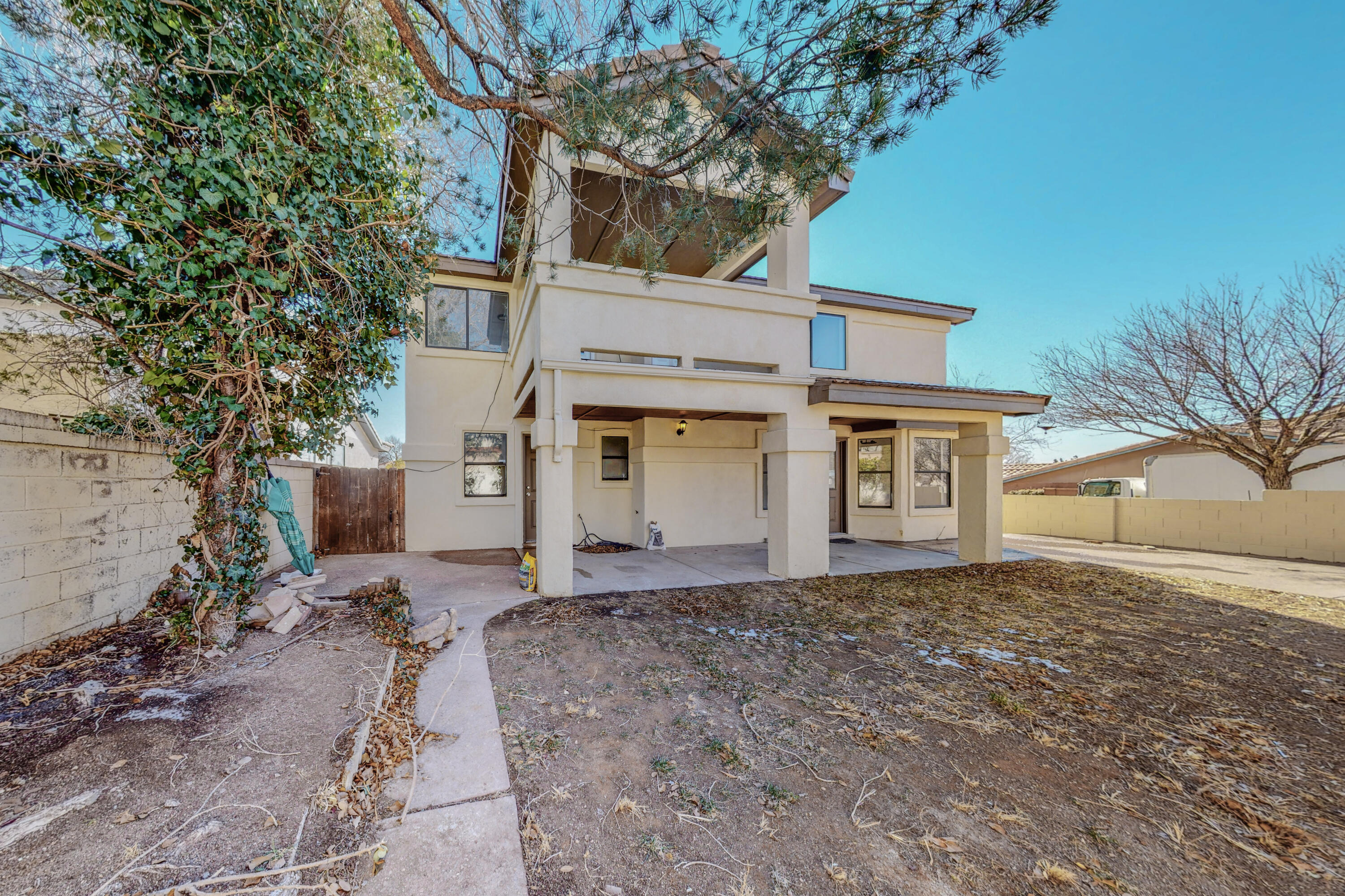 8101 WILLIAM MOYERS Avenue NE