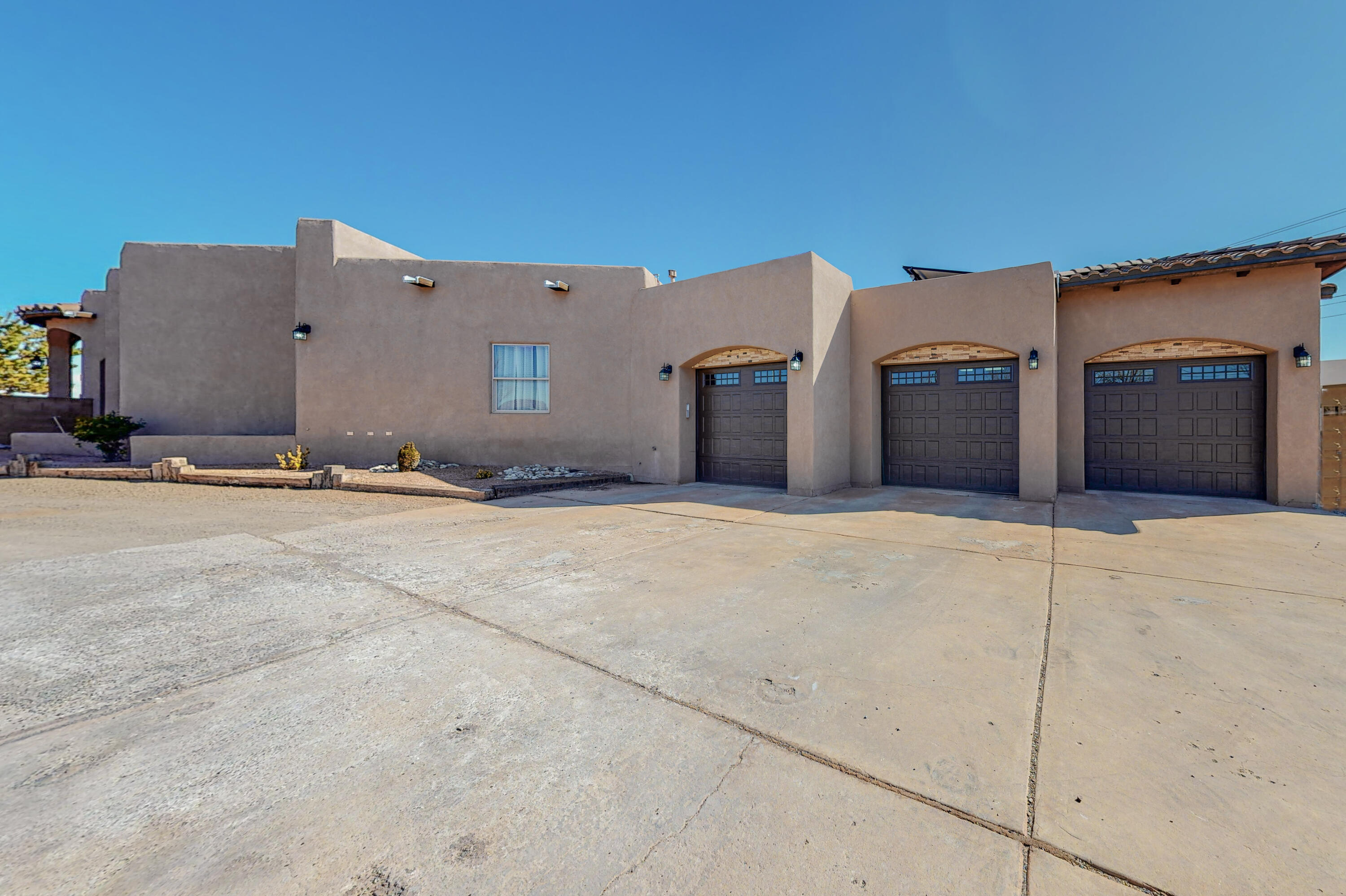 8028 MONTE CARLO Drive NW