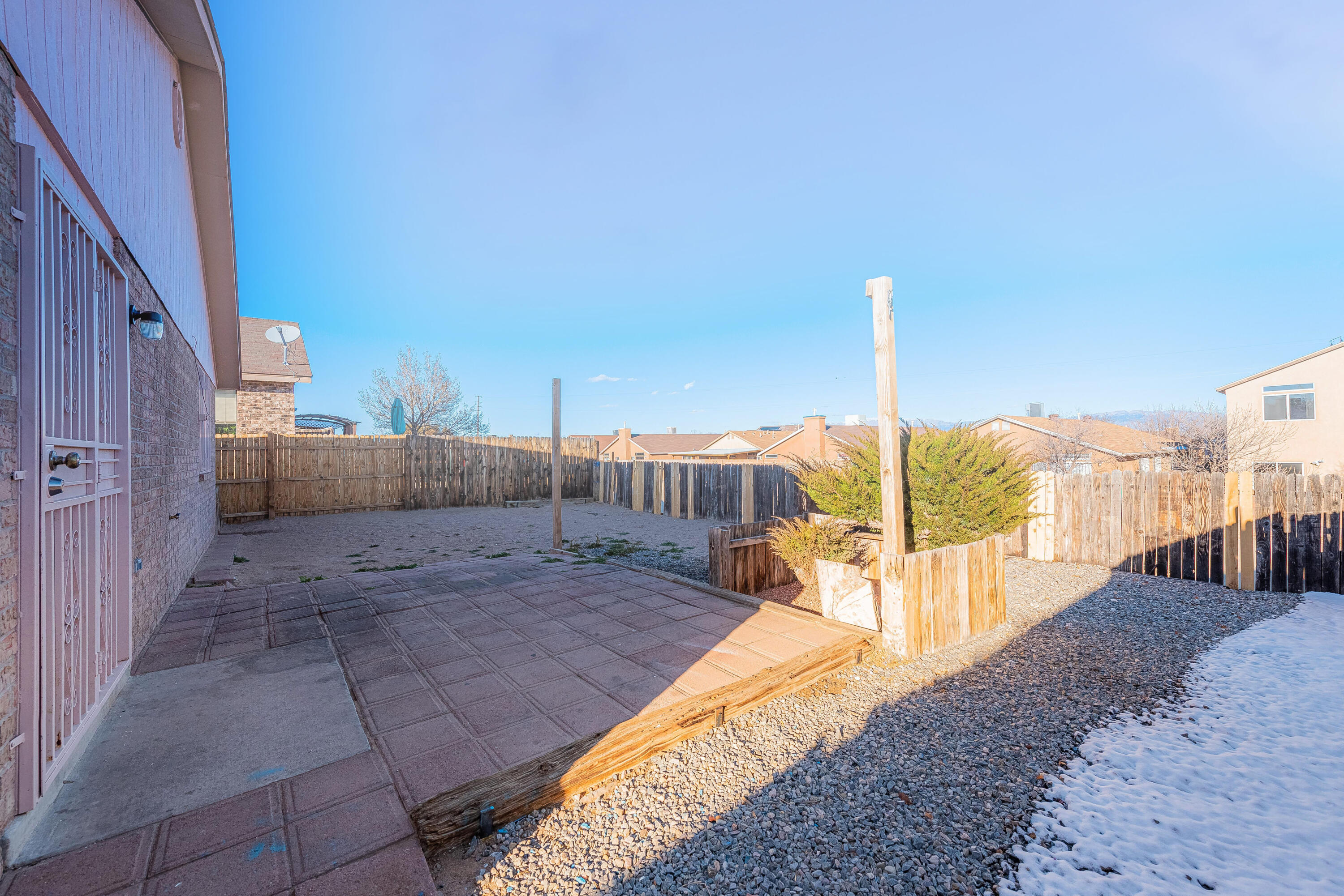 512 FOYT Drive SW