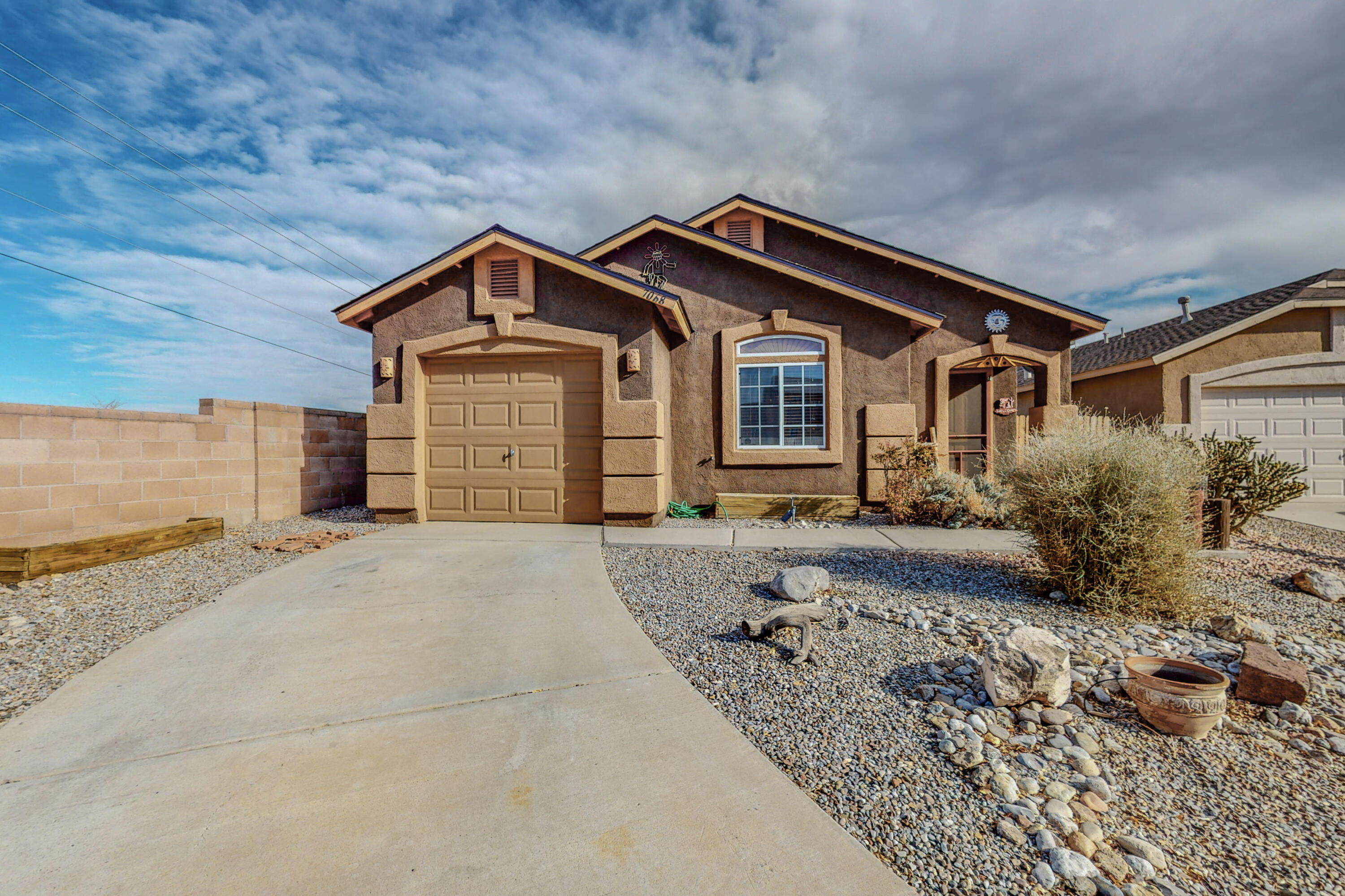 7068 SKYLAR Drive NE