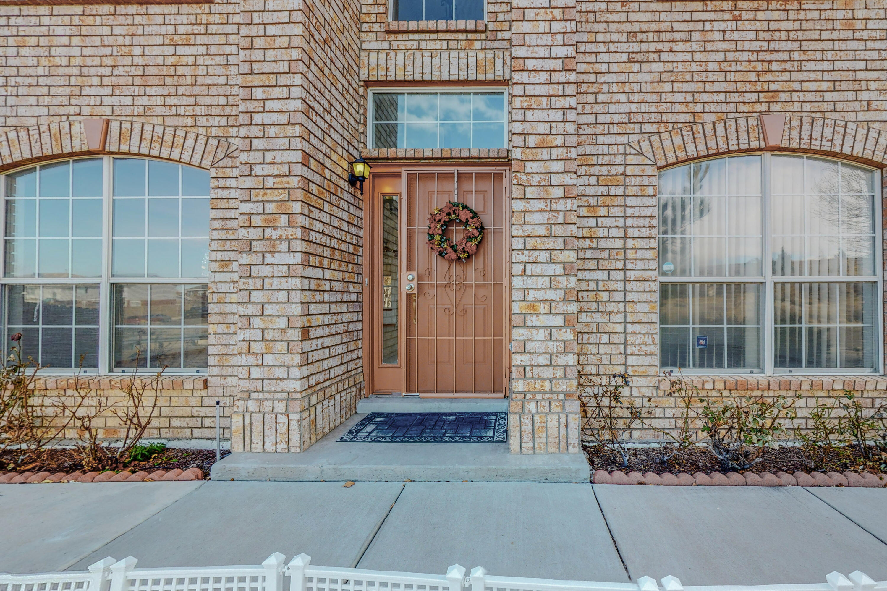 2428 WINDWARD Drive NW