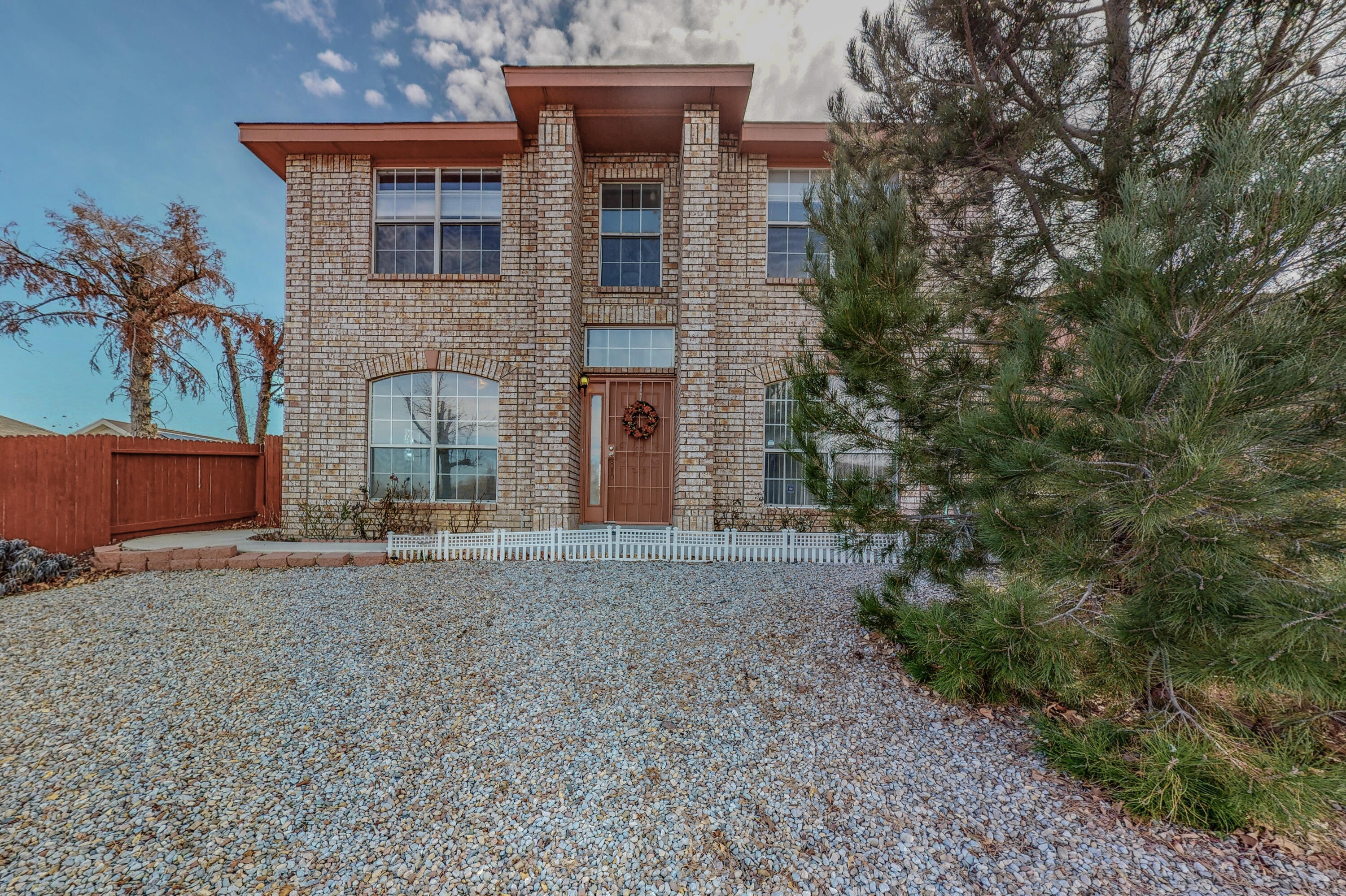 2428 WINDWARD Drive NW