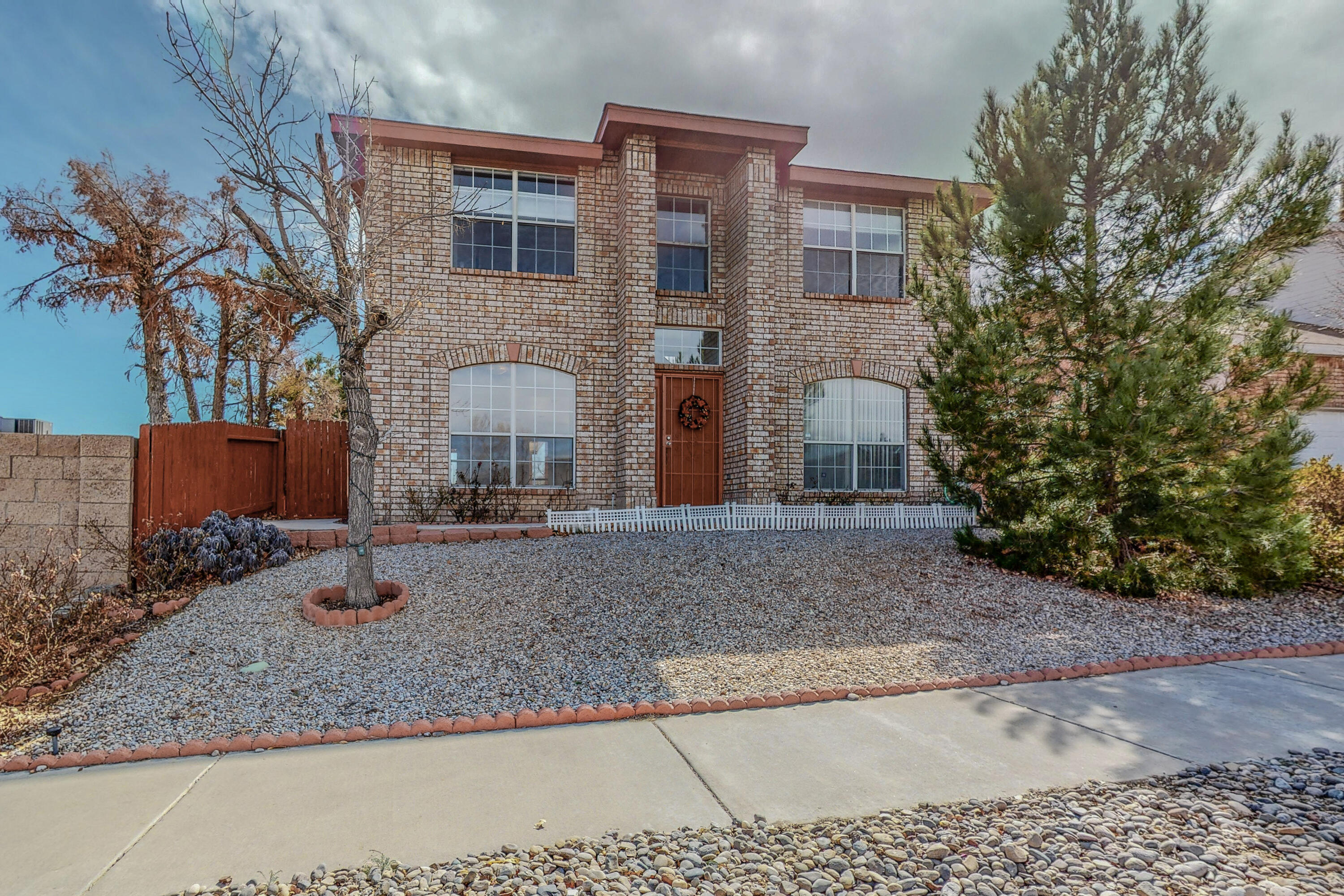 2428 WINDWARD Drive NW