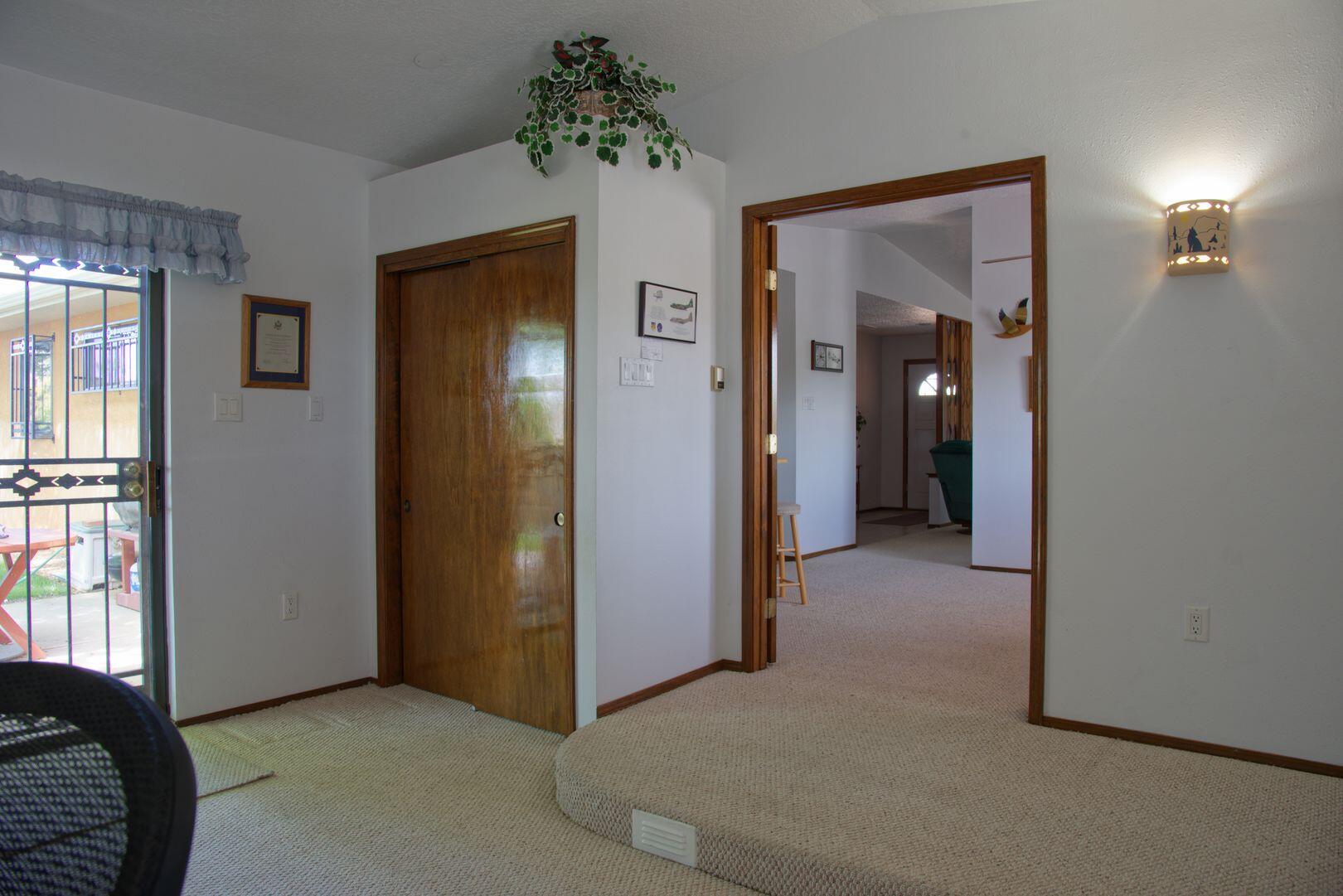 801 NAKOMIS Avenue NE