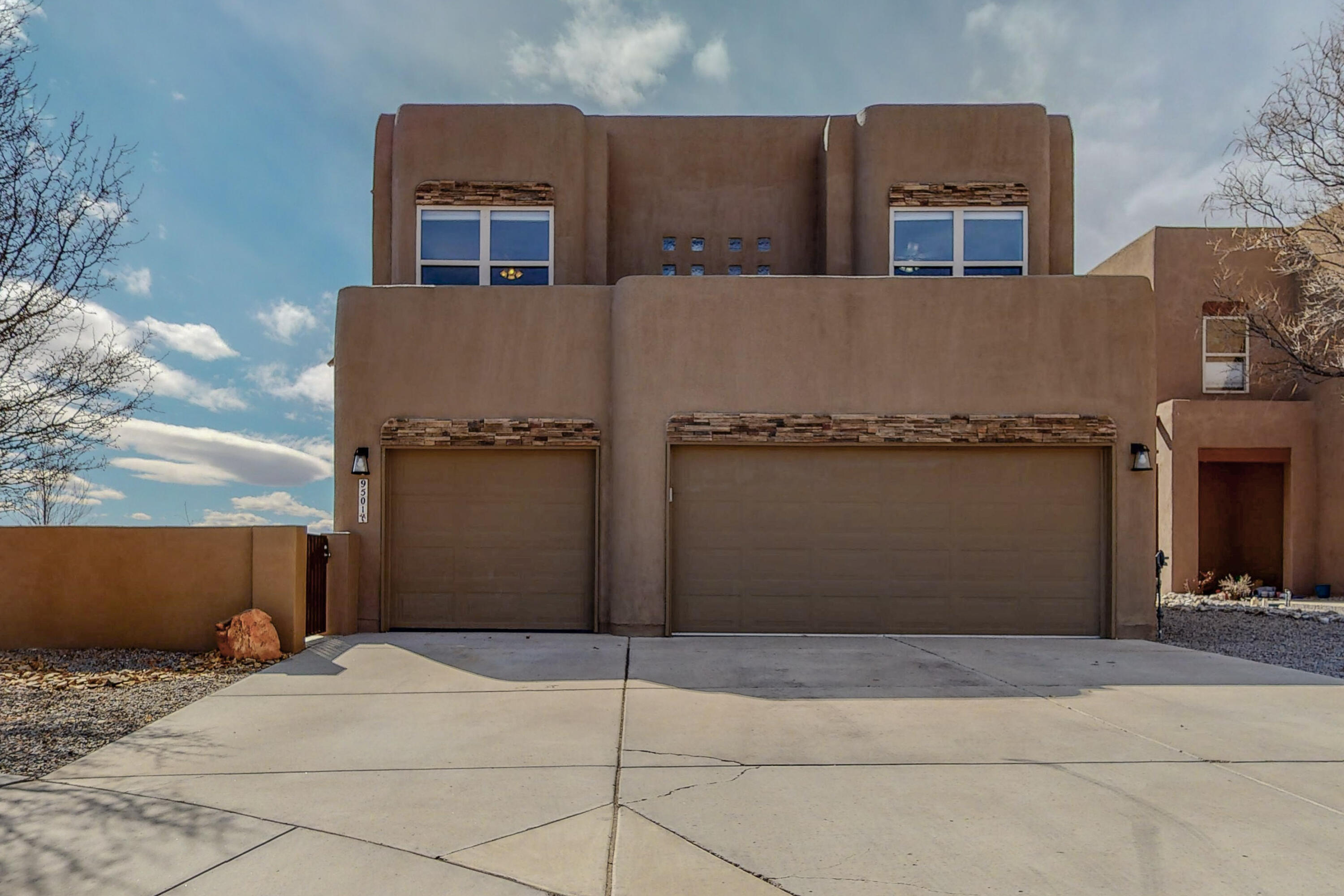 9501 CALLE CHAMISA NW