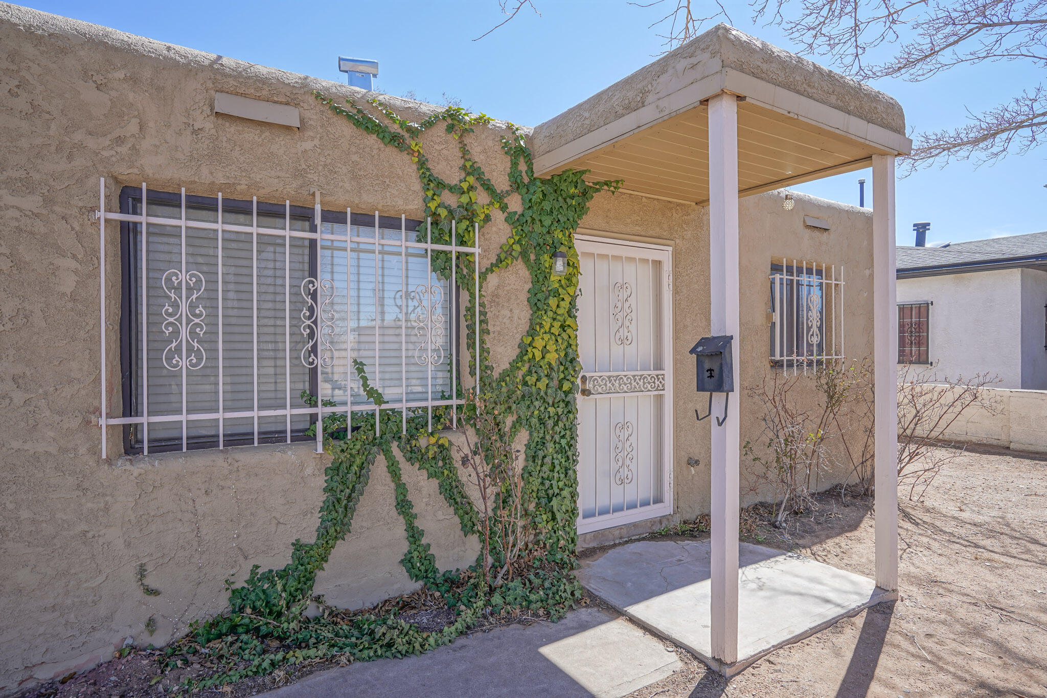2708 Bel Air Drive NE