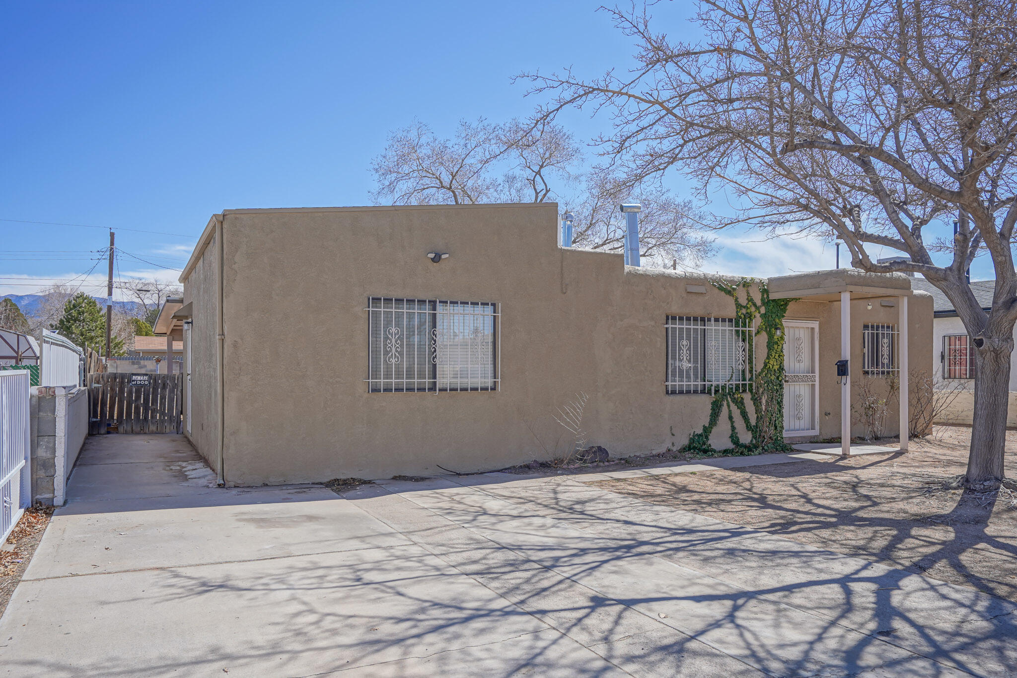 2708 Bel Air Drive NE