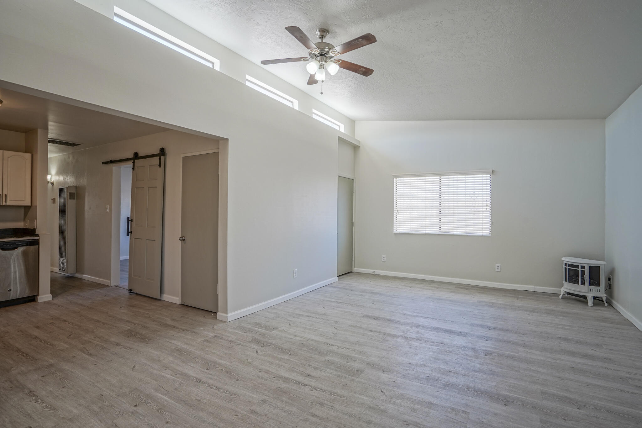 2708 Bel Air Drive NE