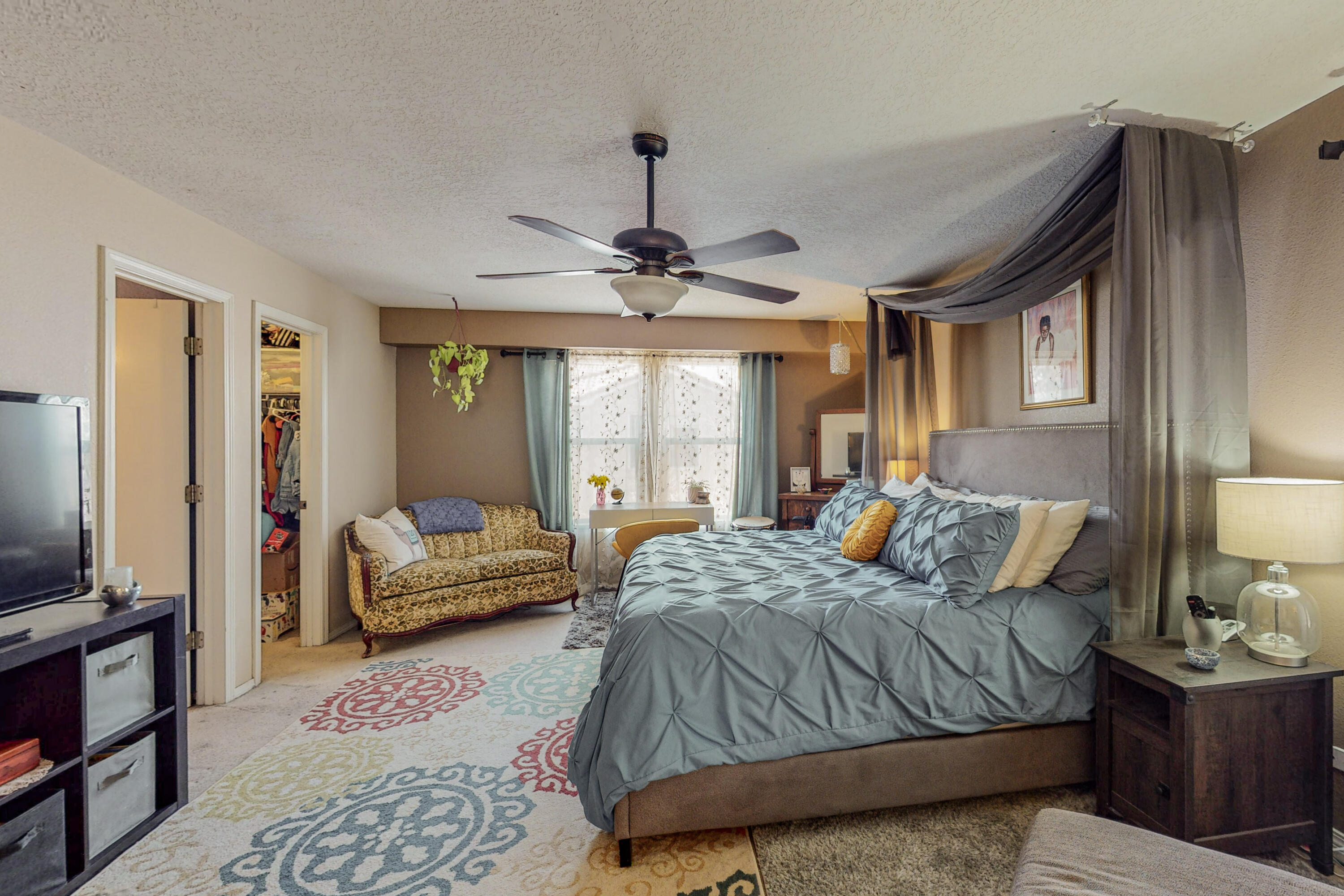 4336 ALTURA VISTA Lane NE