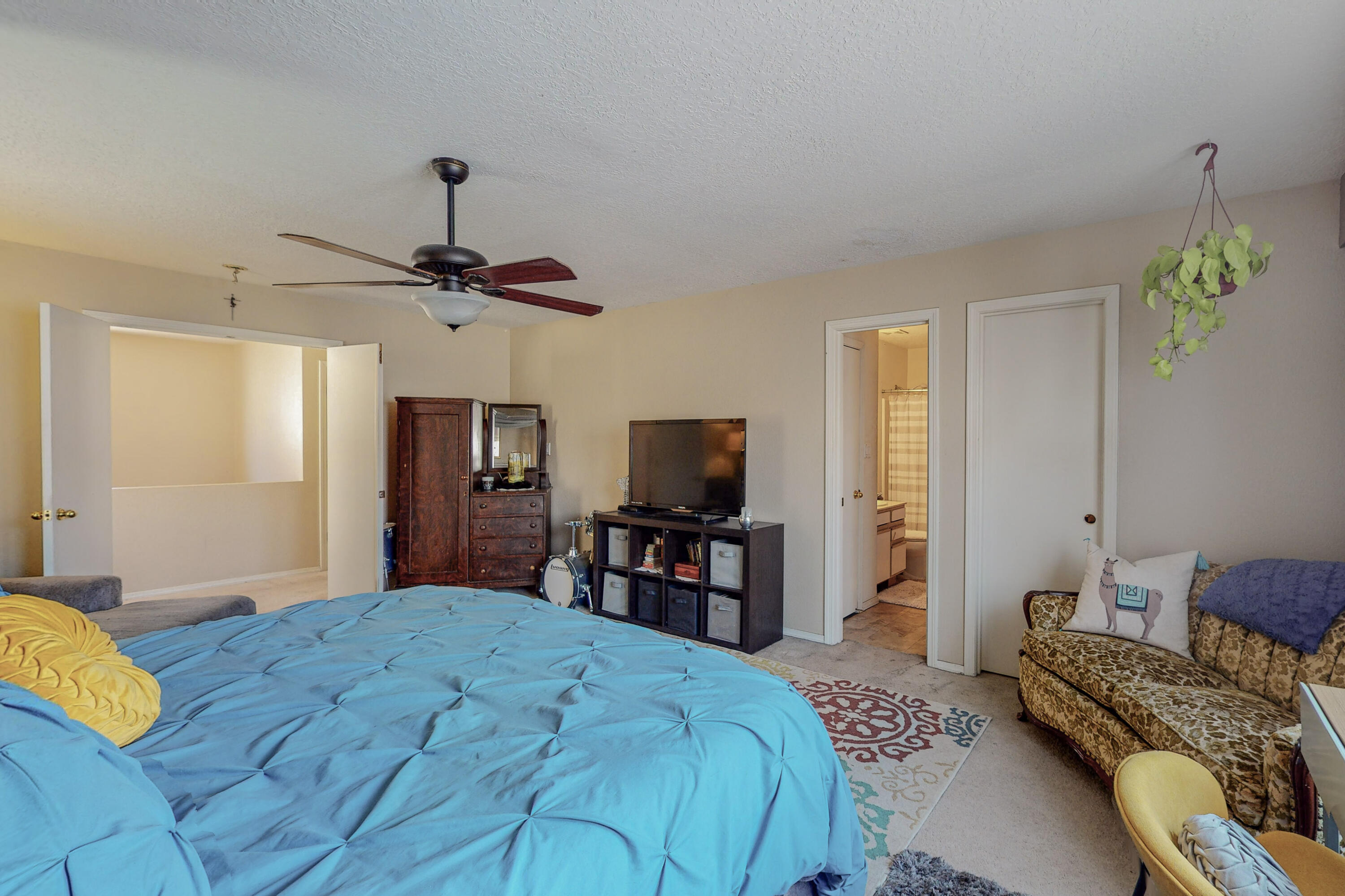 4336 ALTURA VISTA Lane NE