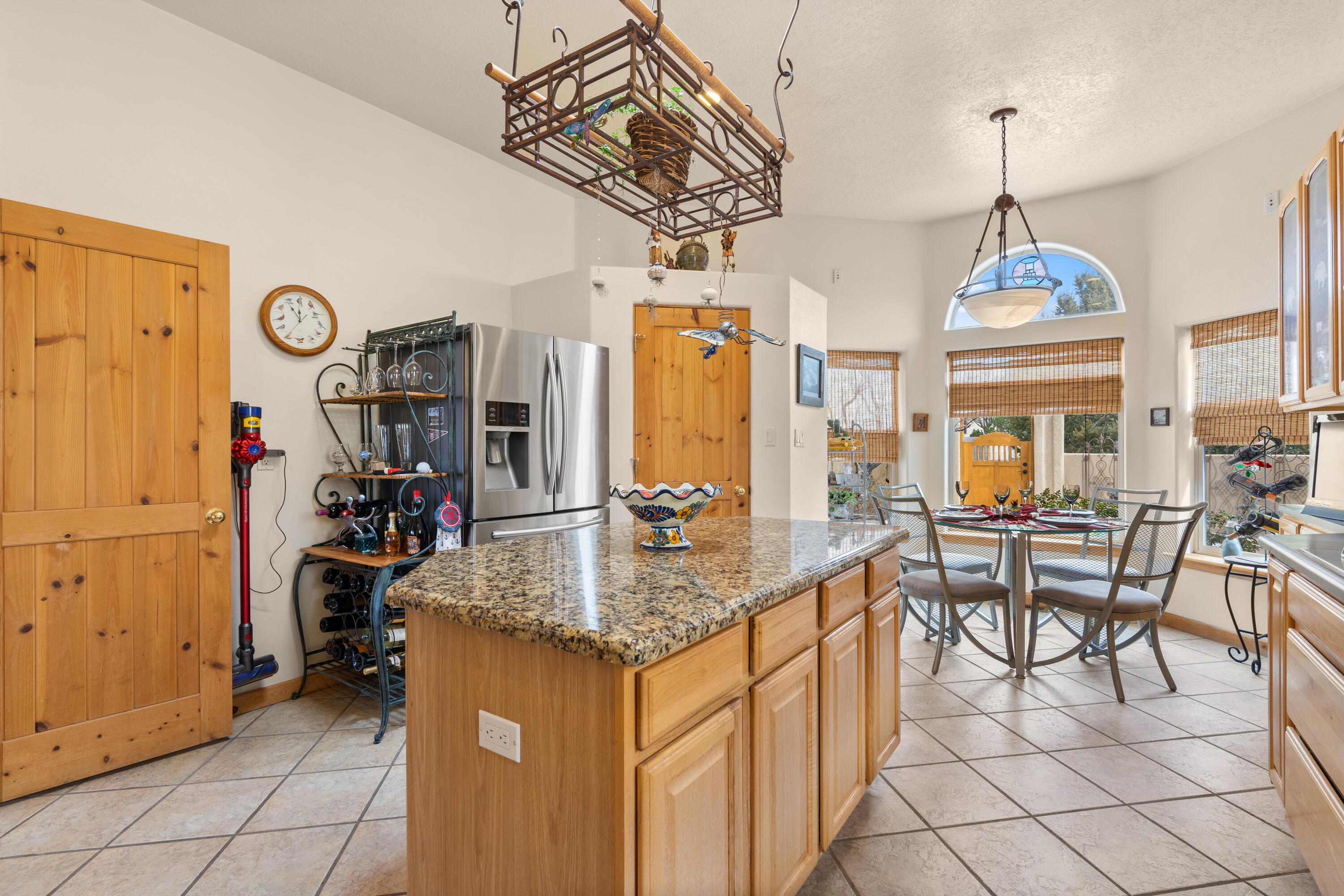 501 EUGENE Court SE