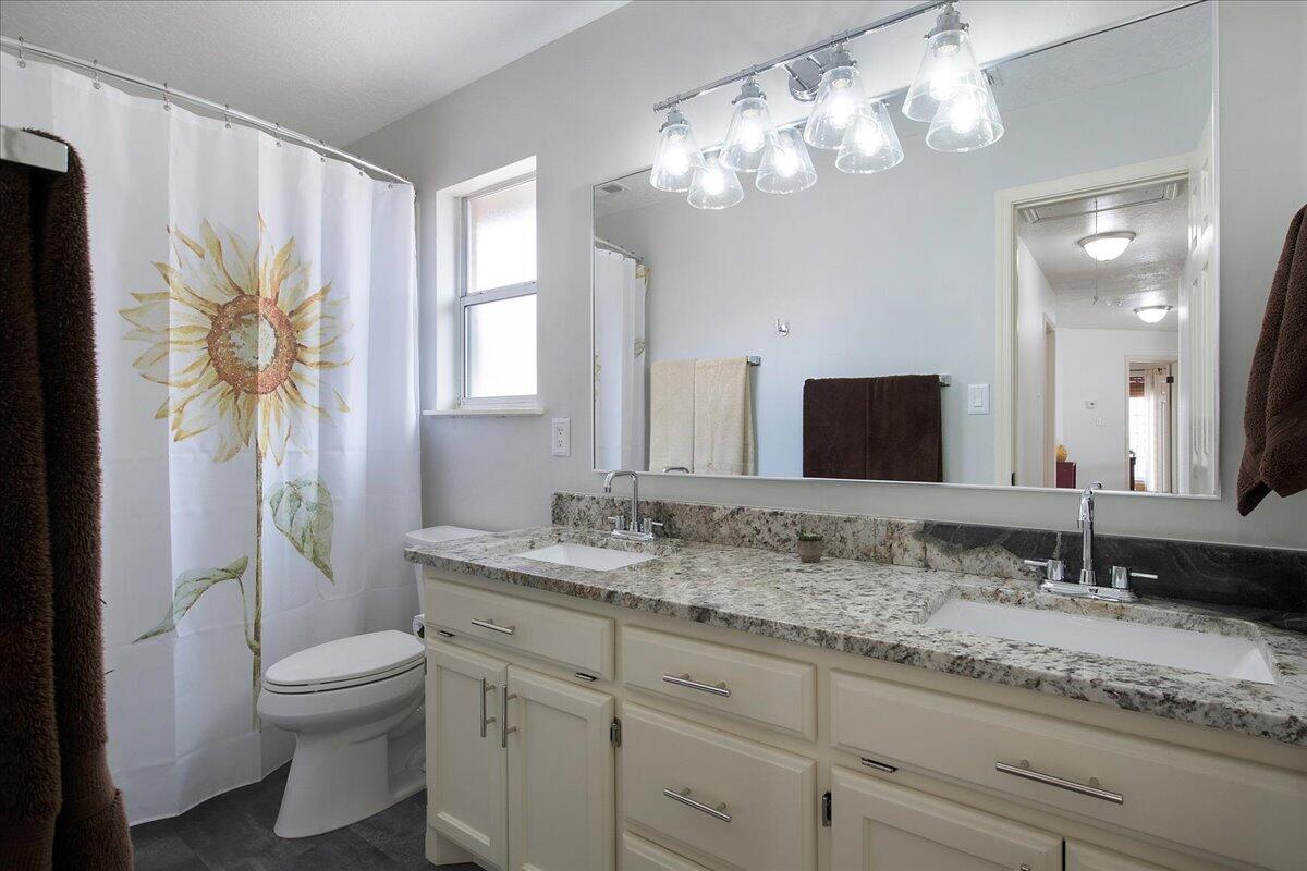 7504 RIO SALADO Court NW