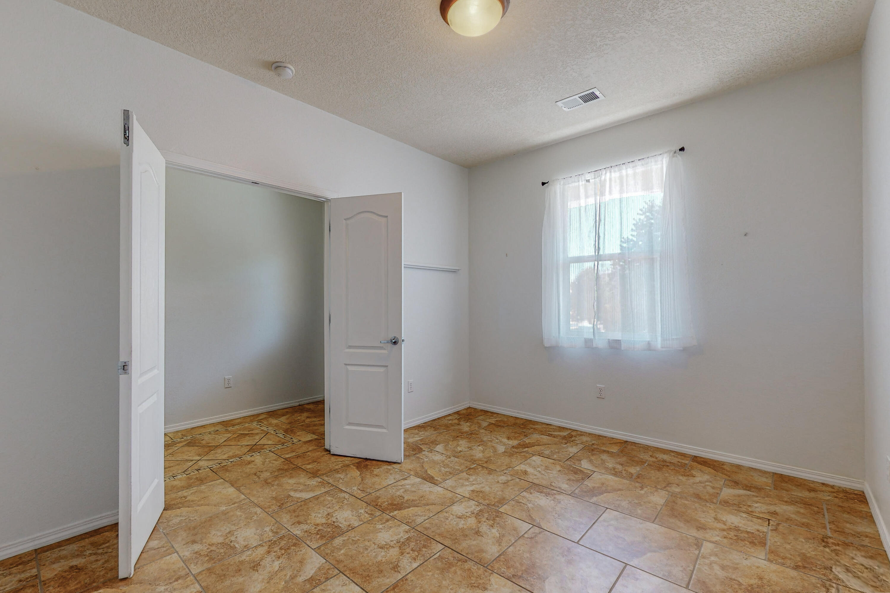 3460 SUN MESA Street SW
