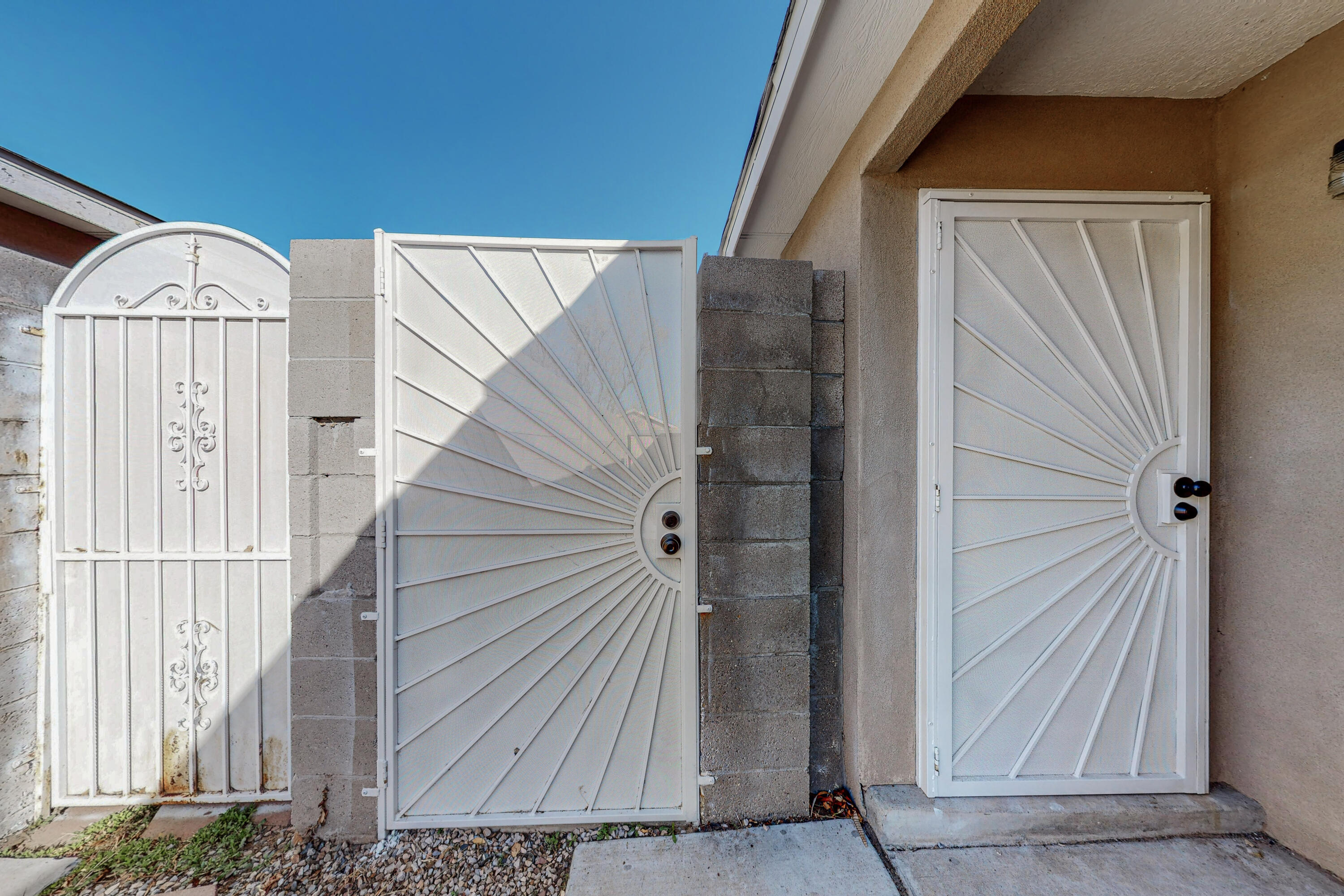2216 DESERT WOOD Drive SW