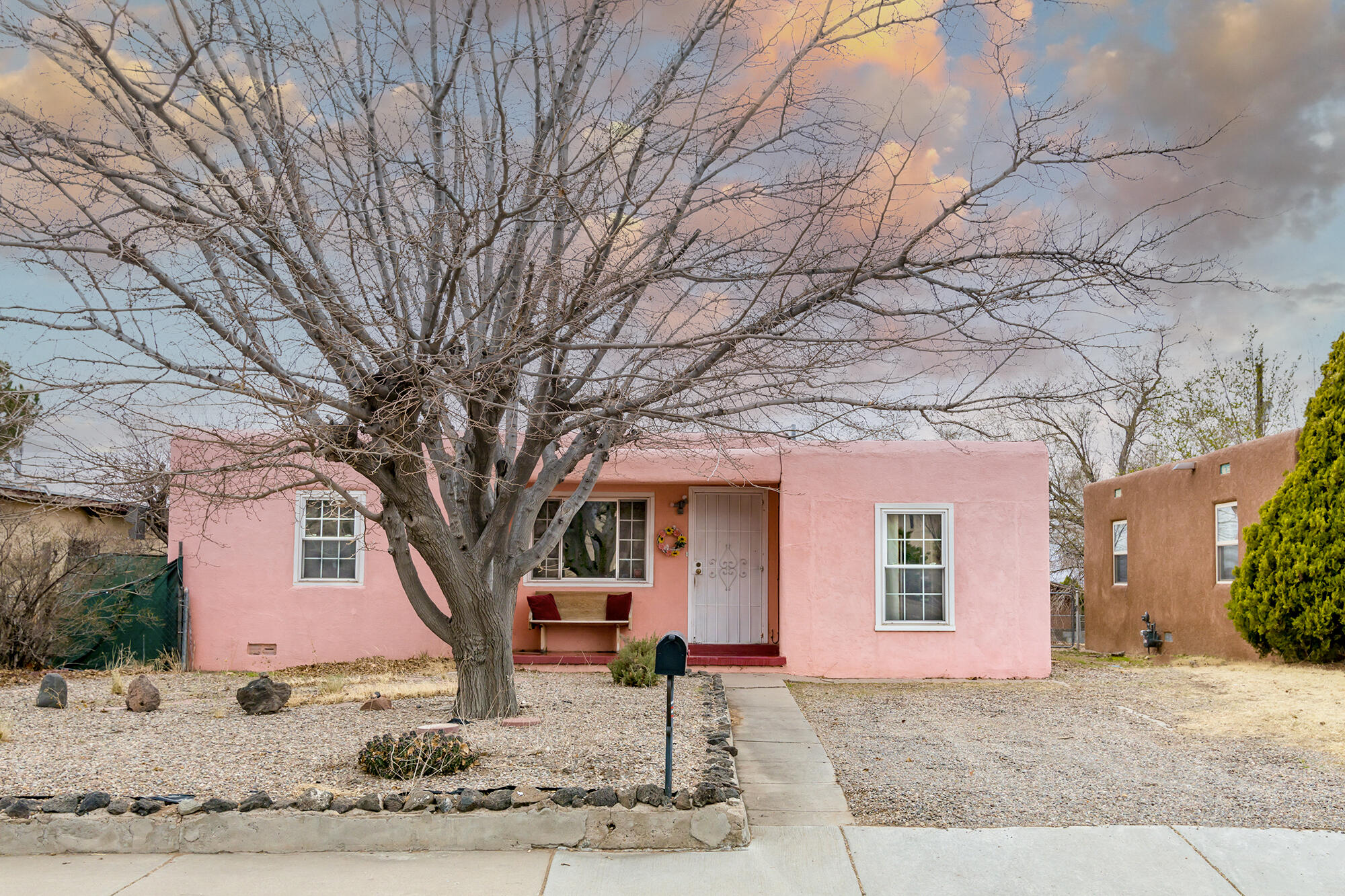 1717 WILMOORE Drive SE