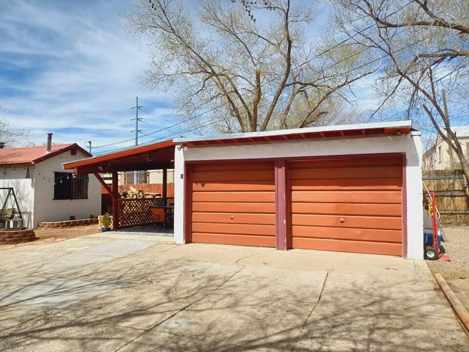 508 VALENCIA Drive SE