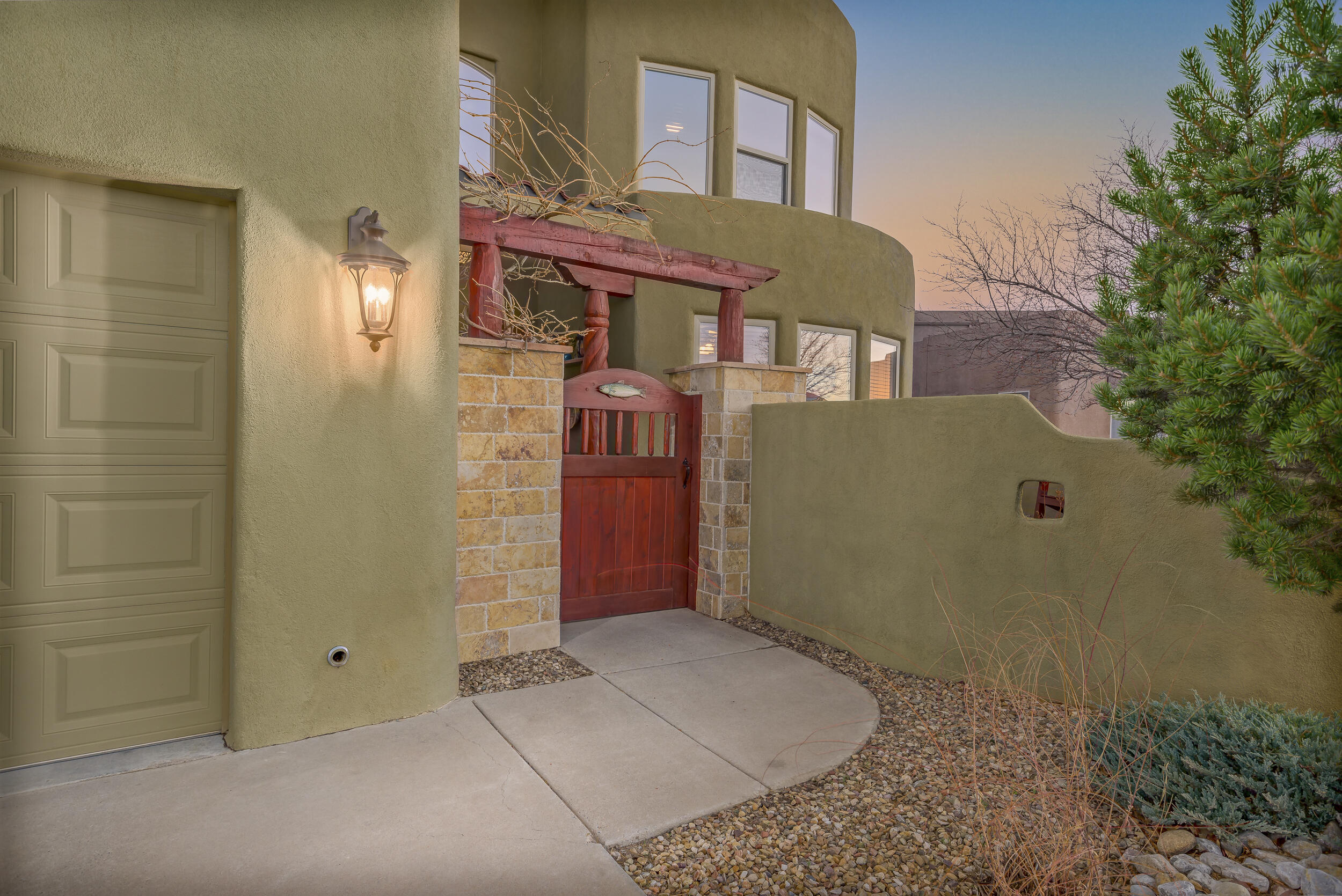 4608 BAKER Court NW