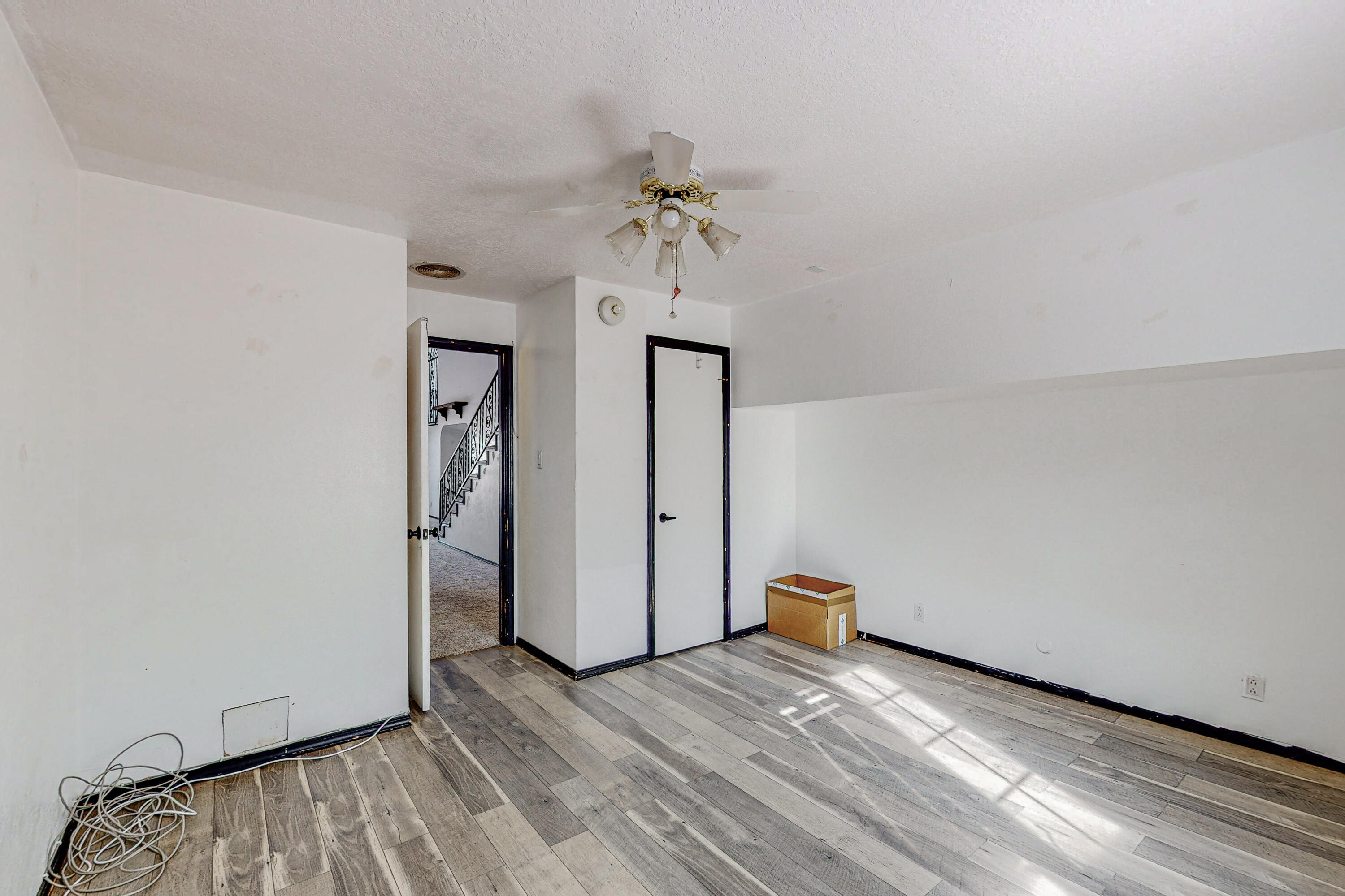 3500 CAMINO DE LA SIERRA NE