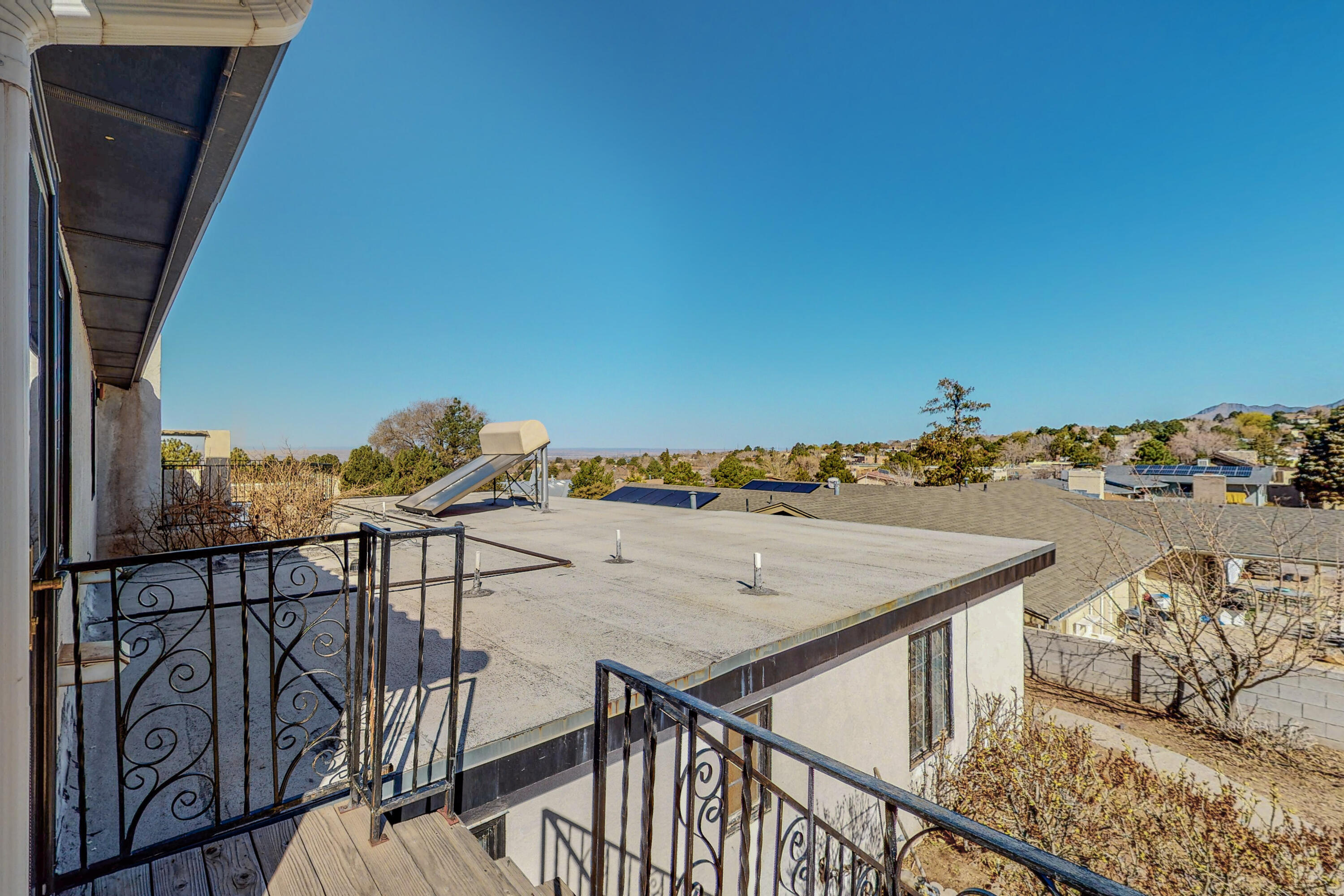3500 CAMINO DE LA SIERRA NE