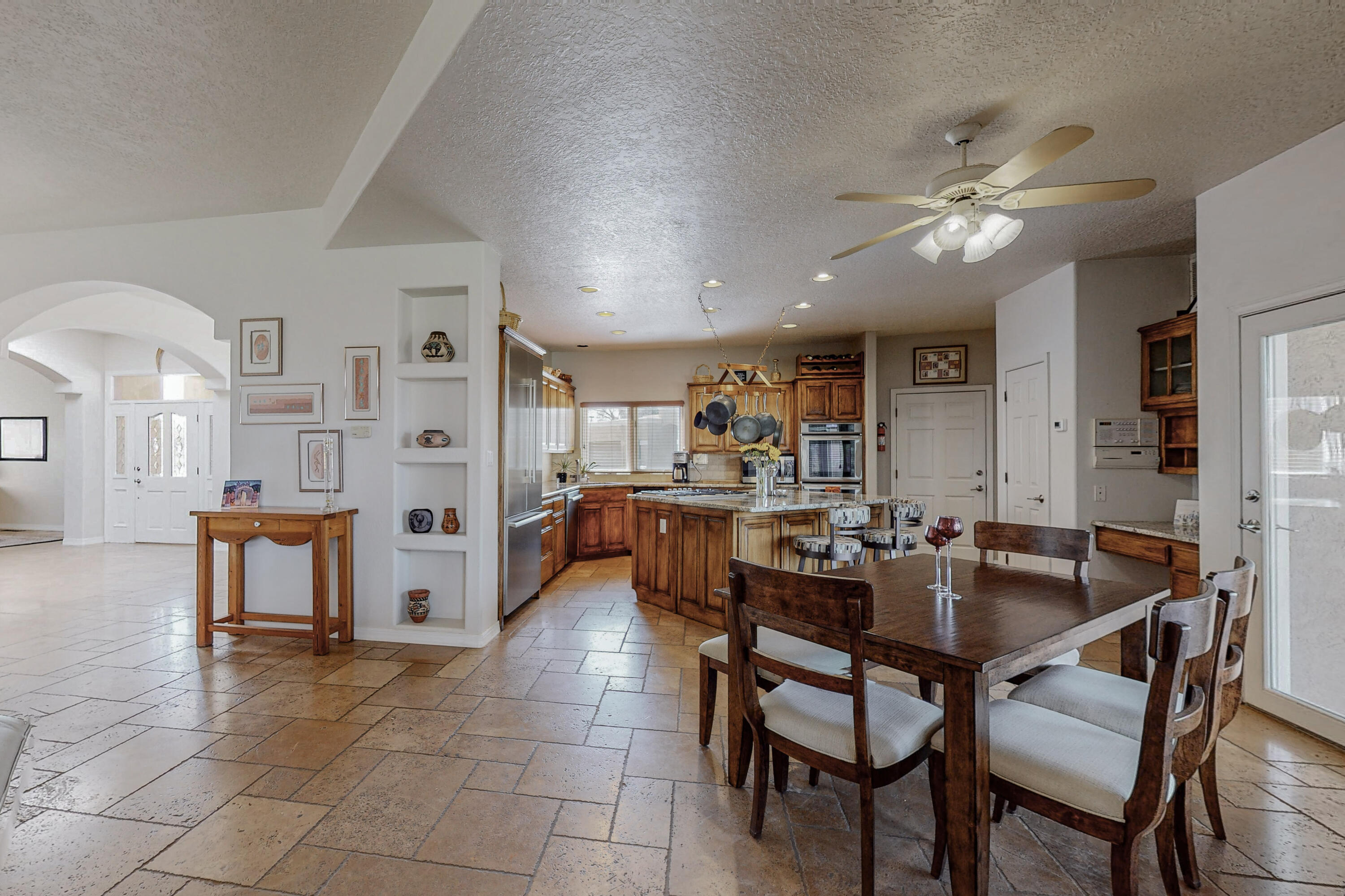 1647 TIERRA DEL RIO NW