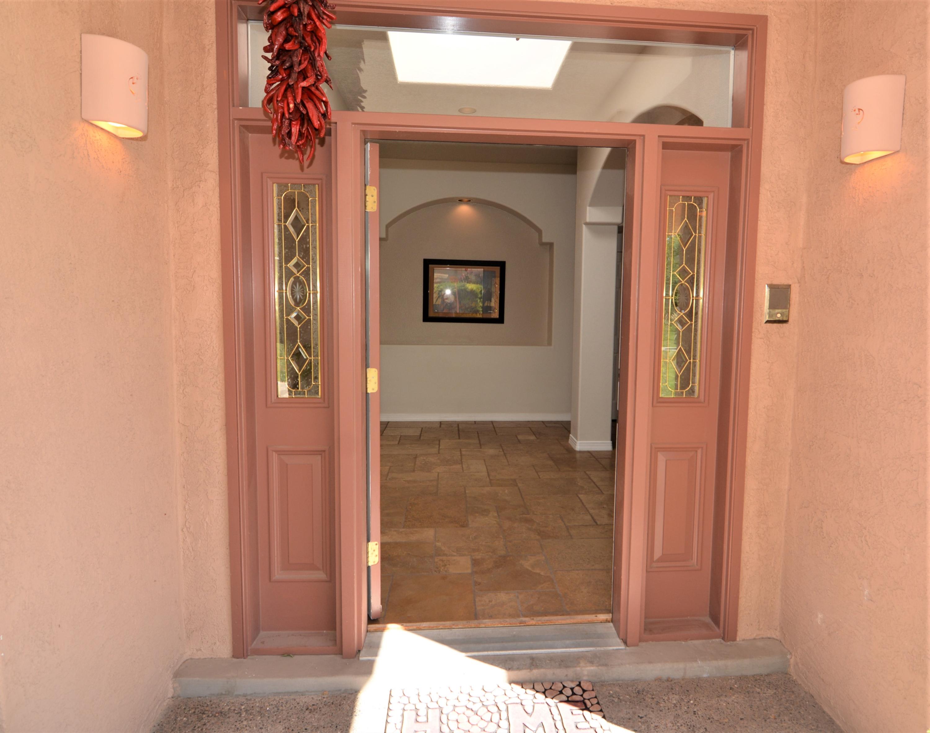1647 TIERRA DEL RIO NW